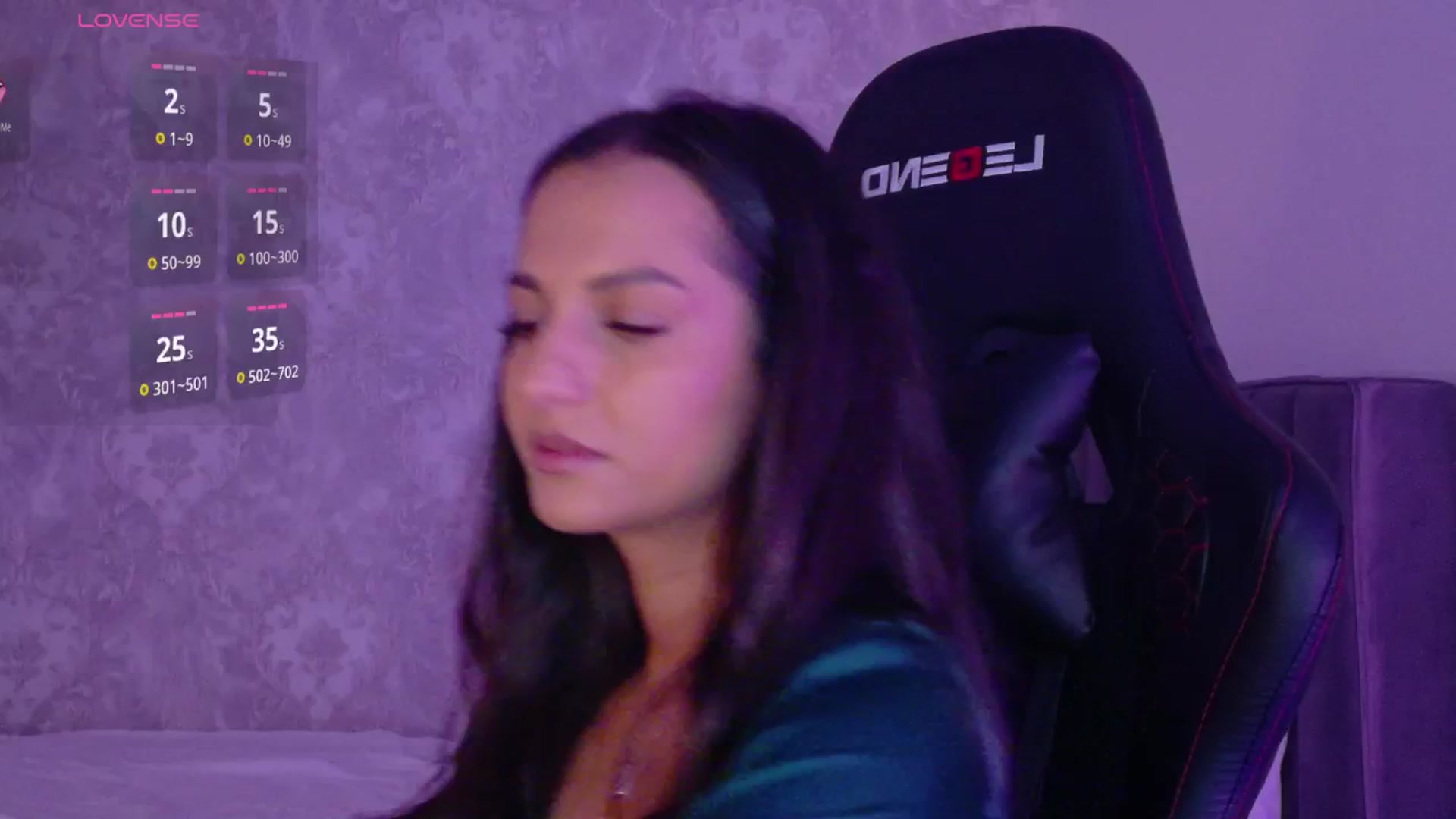 Gallery image thumbnail from Aana_lise's myfreecams stream on, 08/12/2025, 08:26 image 3 of 20