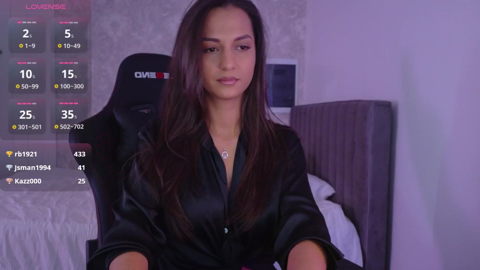 Gallery image thumbnail from Aana_lise's myfreecams stream on, 09/19/2025, 08:02 image 14 of 20