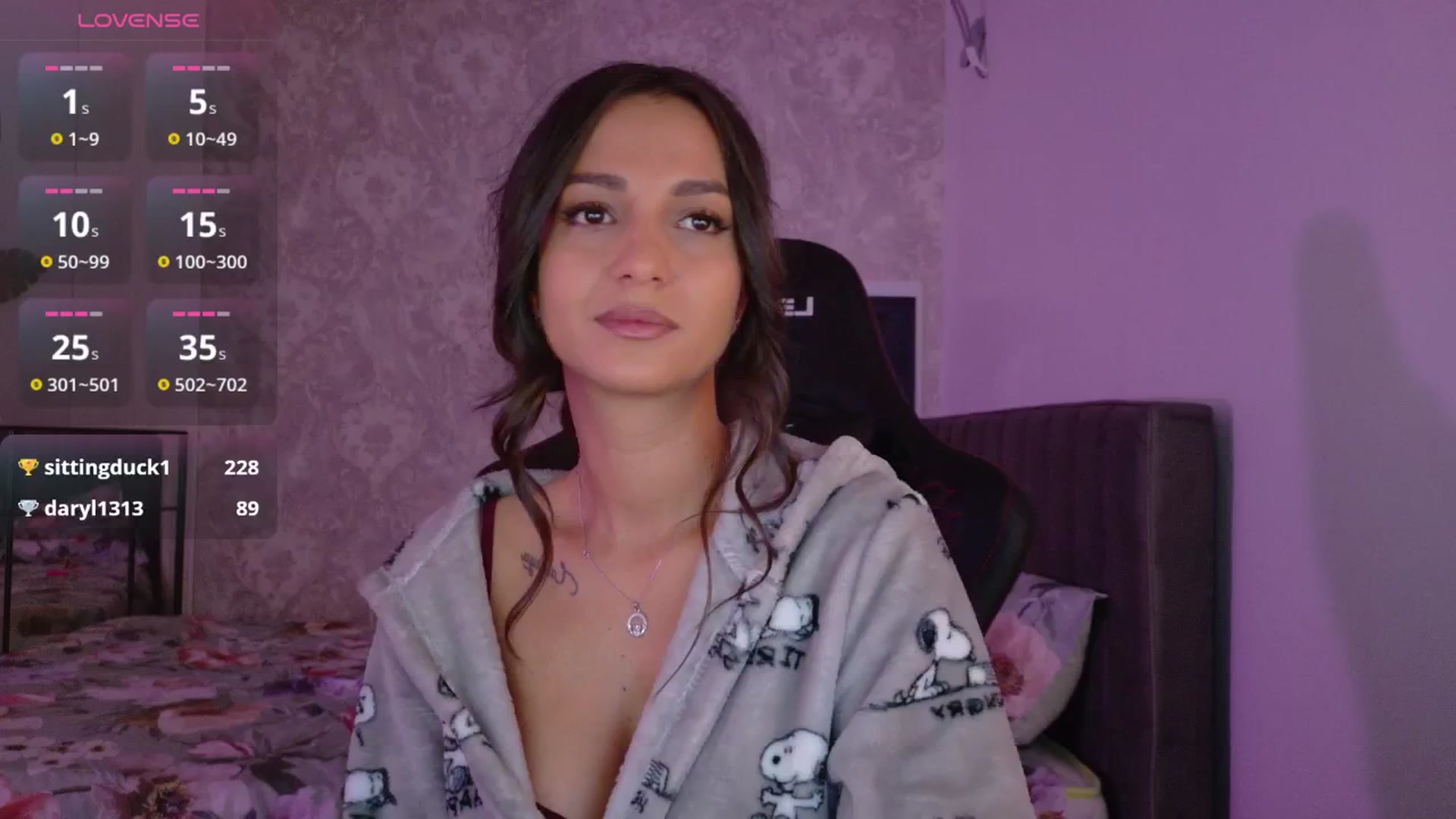 Gallery image thumbnail from Aana_lise's myfreecams stream on, 10/07/2025, 06:44 image 12 of 20