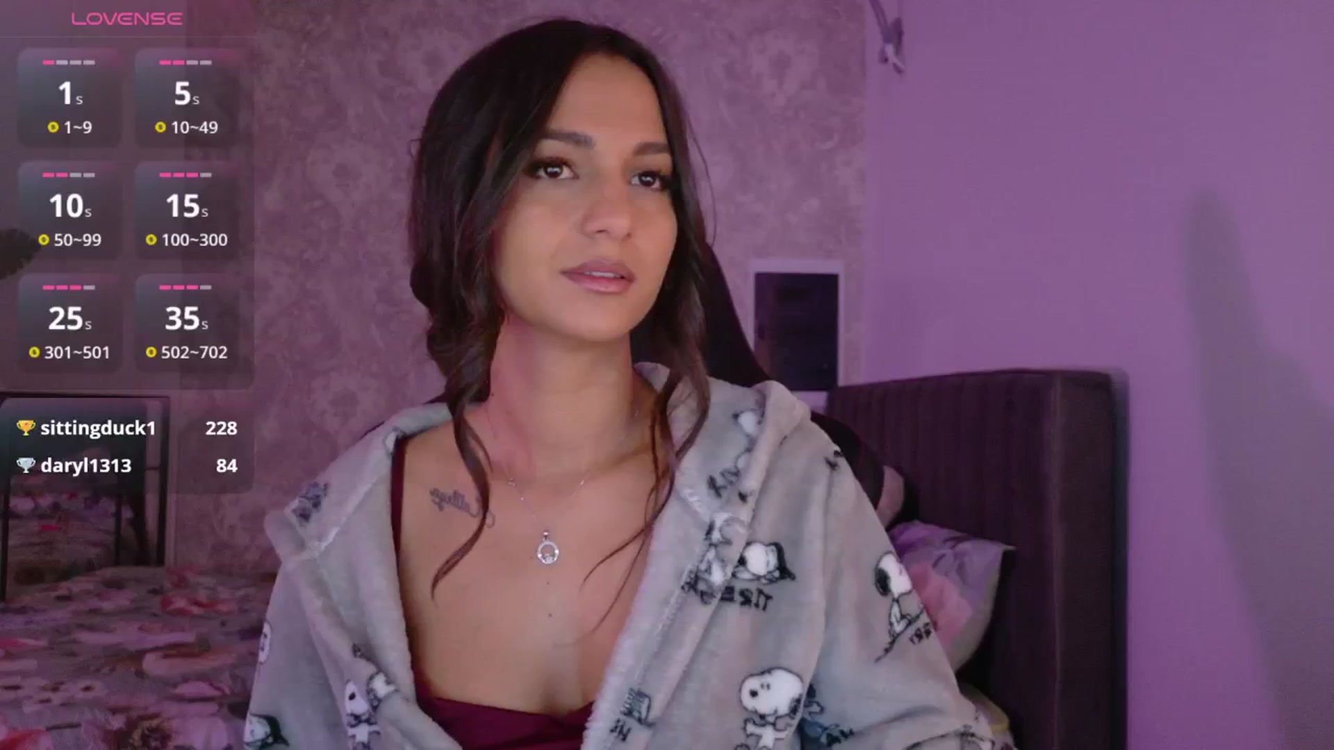 Gallery image thumbnail from Aana_lise's myfreecams stream on, 10/07/2025, 06:44 image 9 of 20