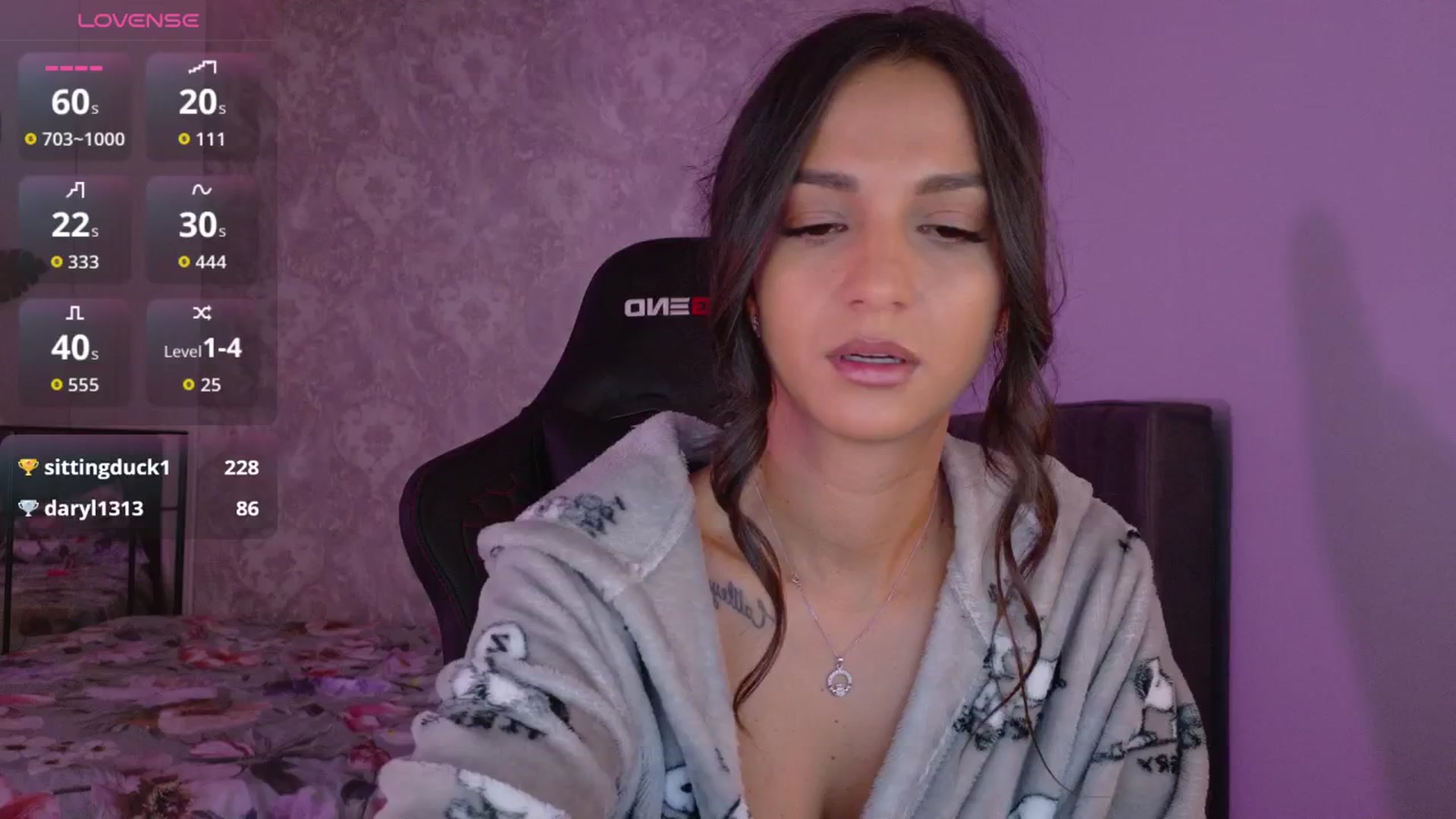 Gallery image thumbnail from Aana_lise's myfreecams stream on, 10/07/2025, 06:44 image 10 of 20