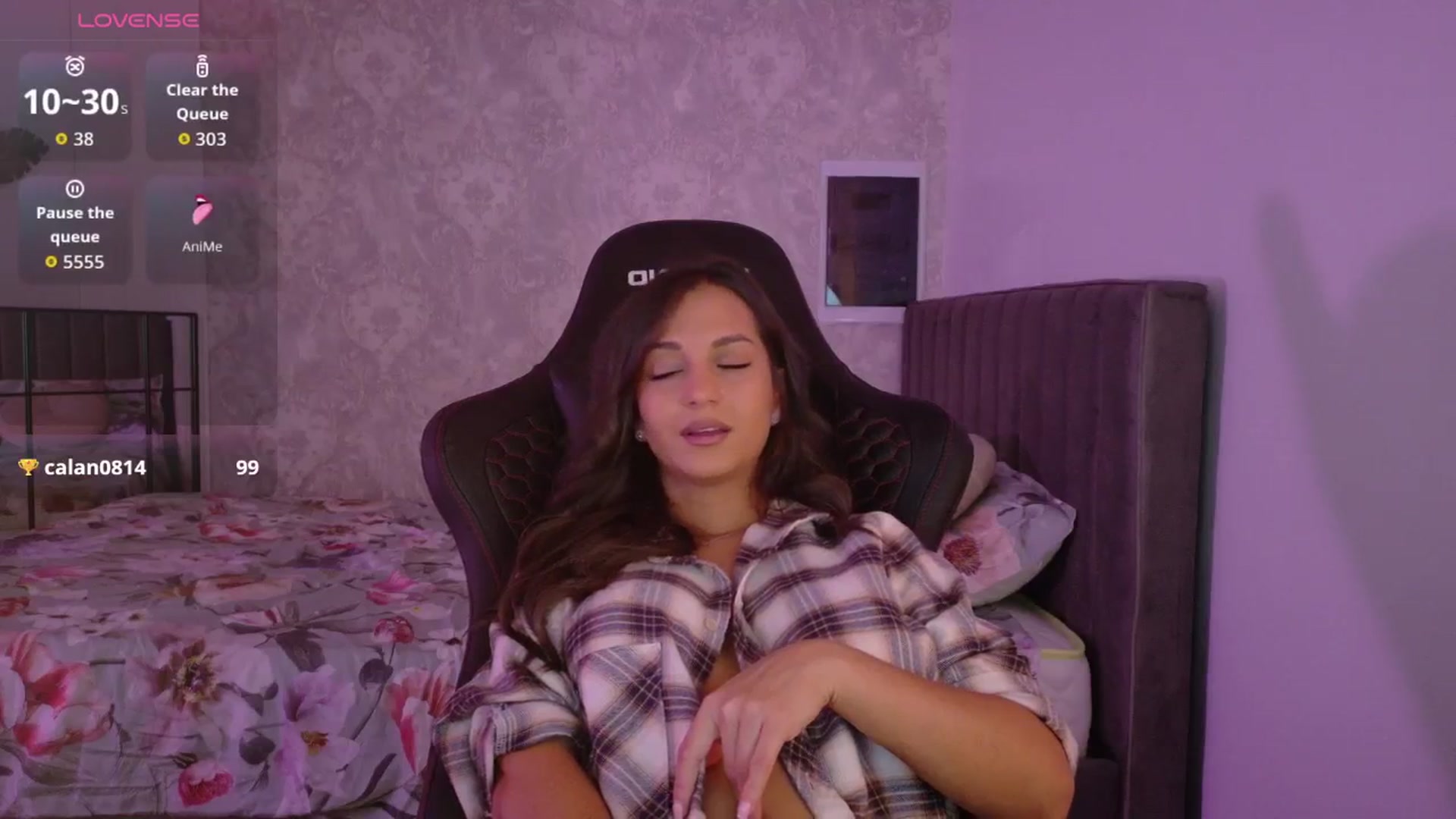 Gallery image thumbnail from Aana_lise's myfreecams stream on, 10/14/2025, 08:07 image 2 of 20