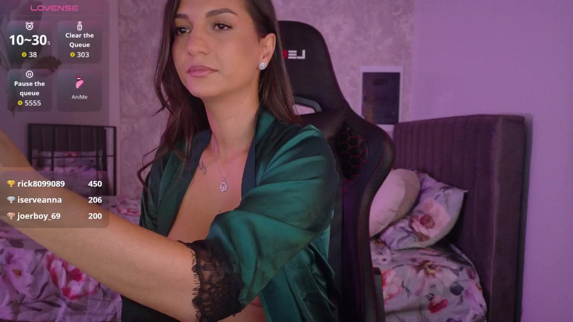 Gallery image thumbnail from Aana_lise's myfreecams stream on, 10/15/2025, 18:25 image 14 of 20