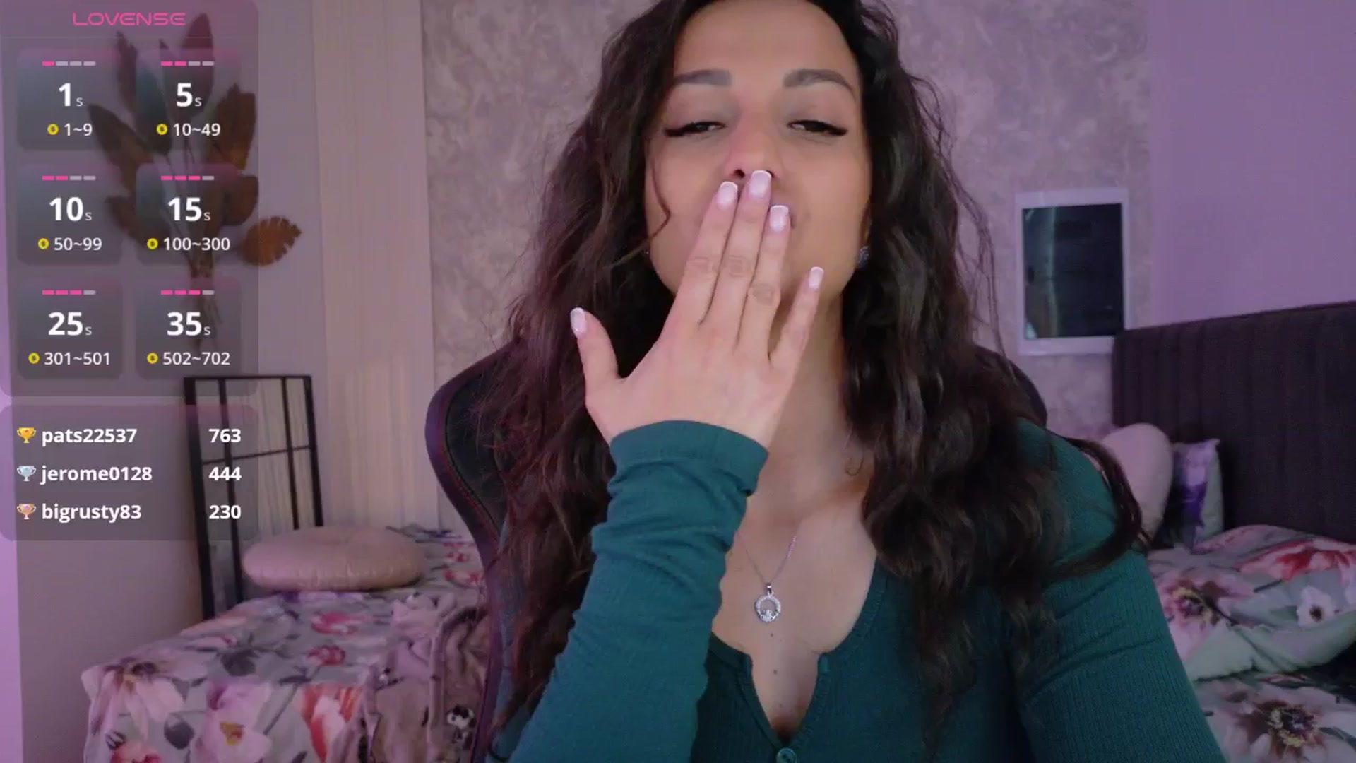 Gallery image thumbnail from Aana_lise's myfreecams stream on, 11/24/2025, 07:49 image 16 of 20