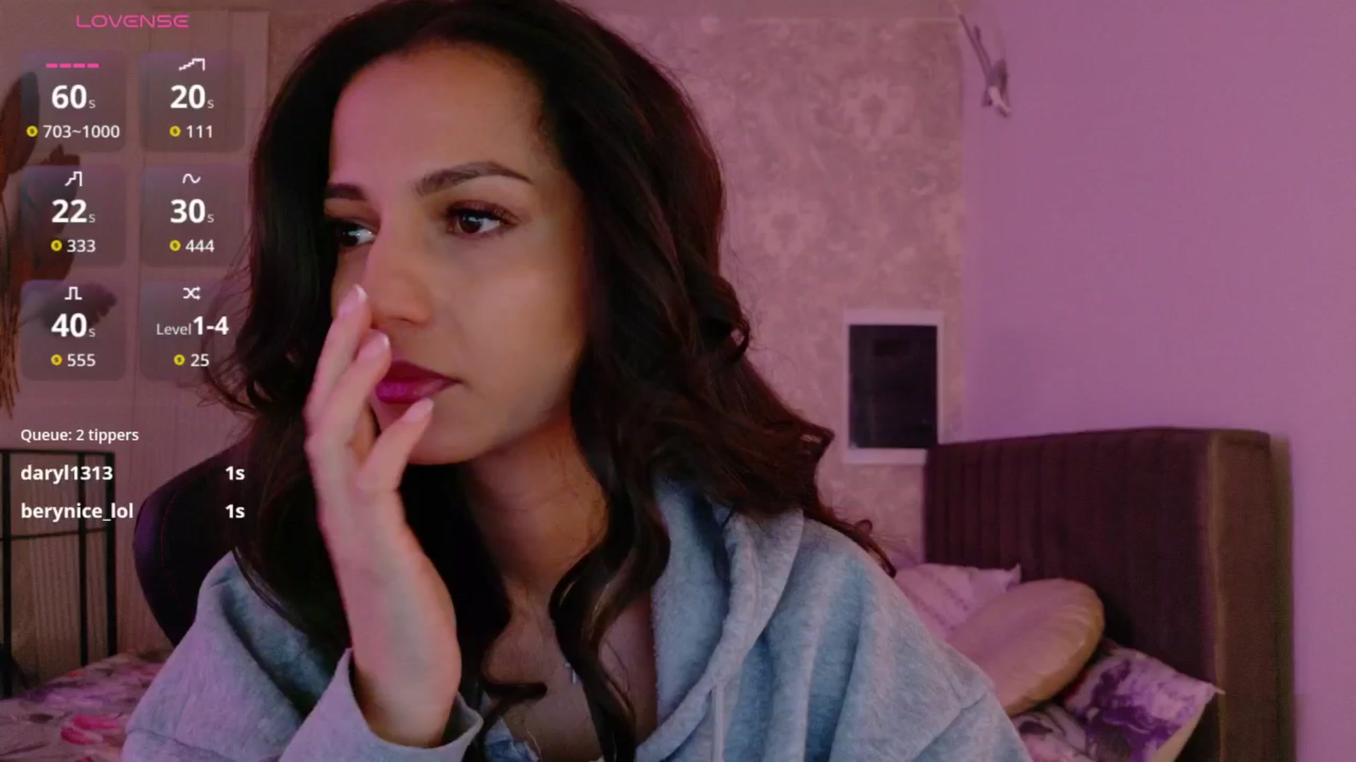 Gallery image thumbnail from Aana_lise's myfreecams stream on, 03/03/2026, 06:55 image 14 of 20