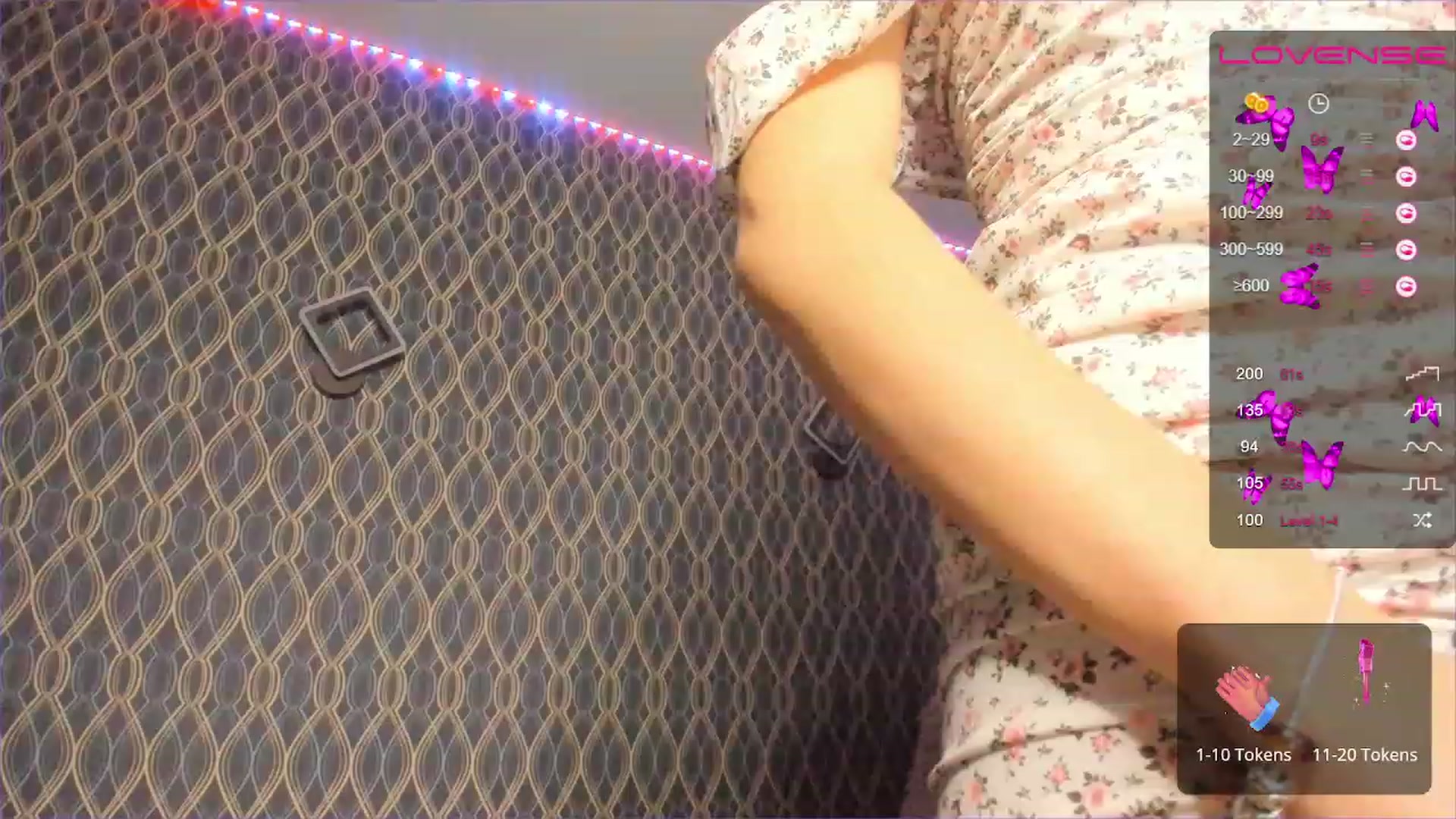 Gallery image thumbnail from Aari01's myfreecams stream on, 11/21/2022, 16:58 image 8 of 20