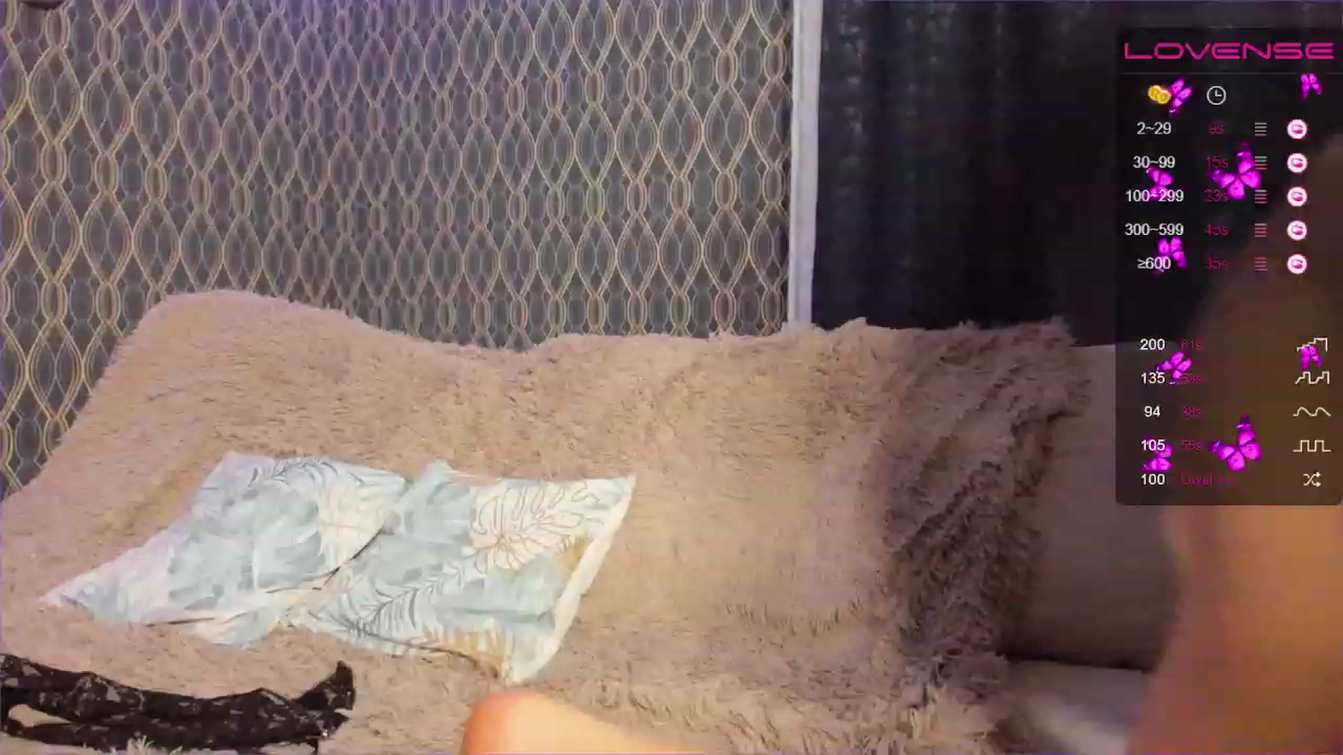 Gallery image thumbnail from Aari01's myfreecams stream on, 11/25/2022, 05:18 image 16 of 20
