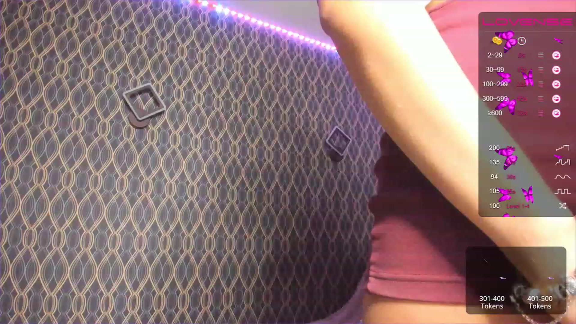Gallery image thumbnail from Aari01's myfreecams stream on, 12/04/2022, 05:41 image 1 of 20