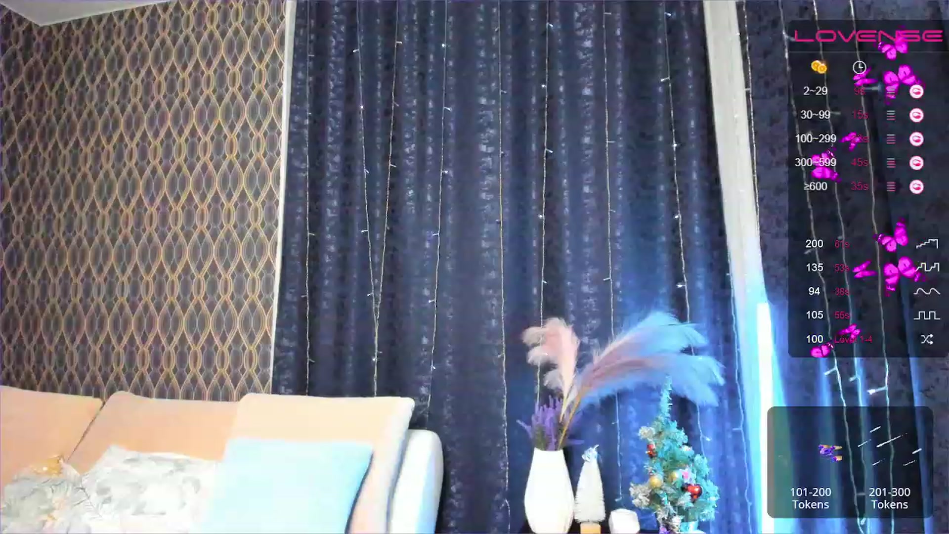 Gallery image thumbnail from Aari01's myfreecams stream on, 12/22/2022, 04:57 image 8 of 20