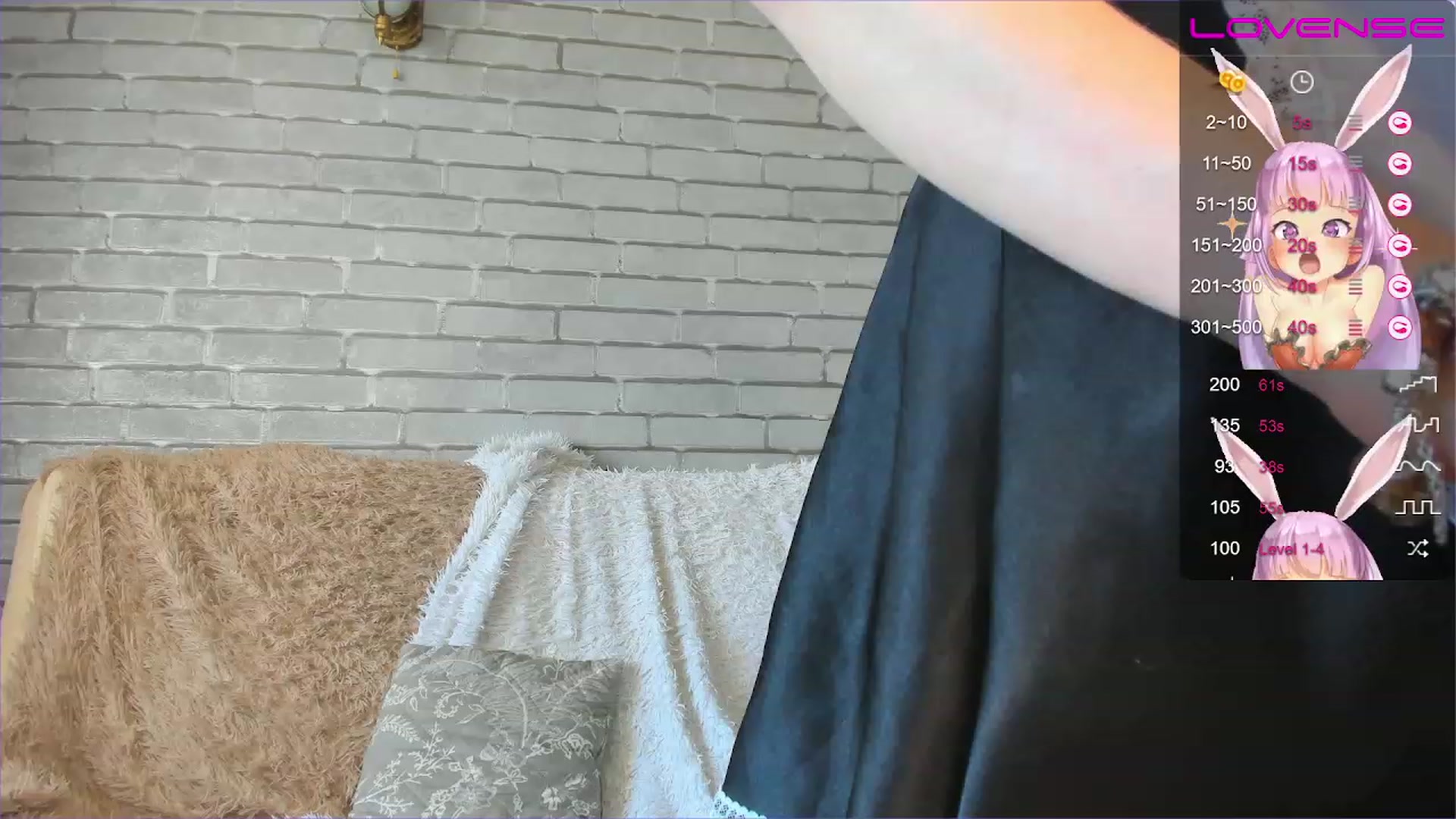 Gallery image thumbnail from Aari01's myfreecams stream on, 07/20/2023, 06:30 image 3 of 20
