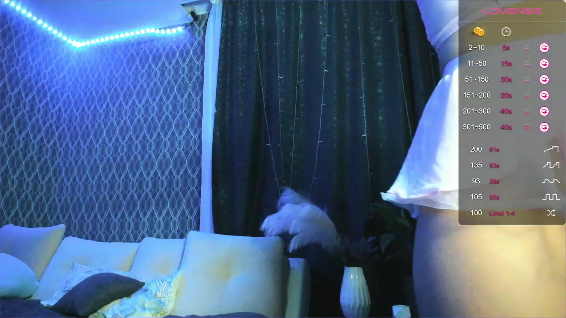 Gallery image thumbnail from Aari01's myfreecams stream on, 09/17/2023, 17:00 image 6 of 20