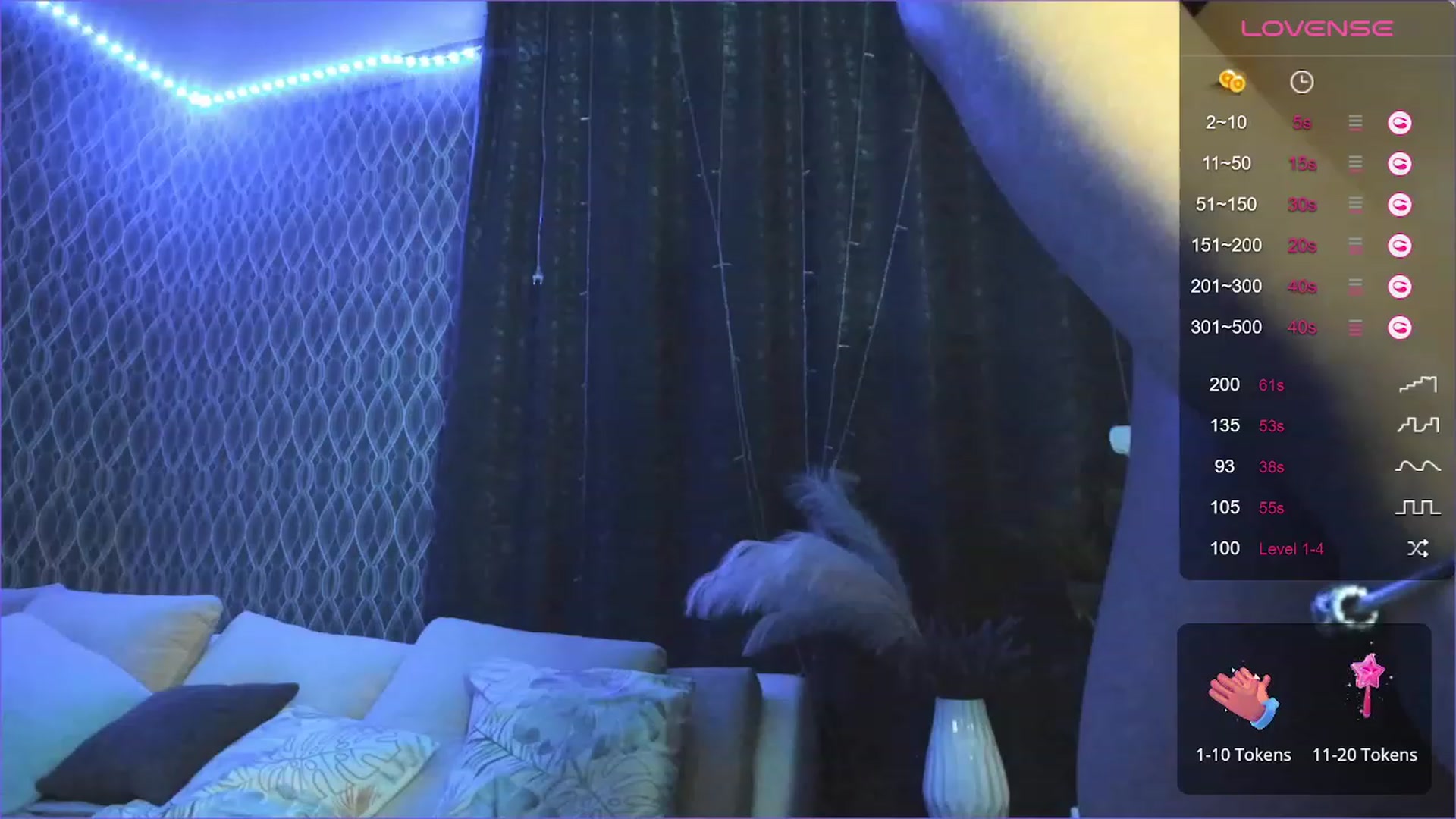 Gallery image thumbnail from Aari01's myfreecams stream on, 09/23/2023, 16:21 image 13 of 20