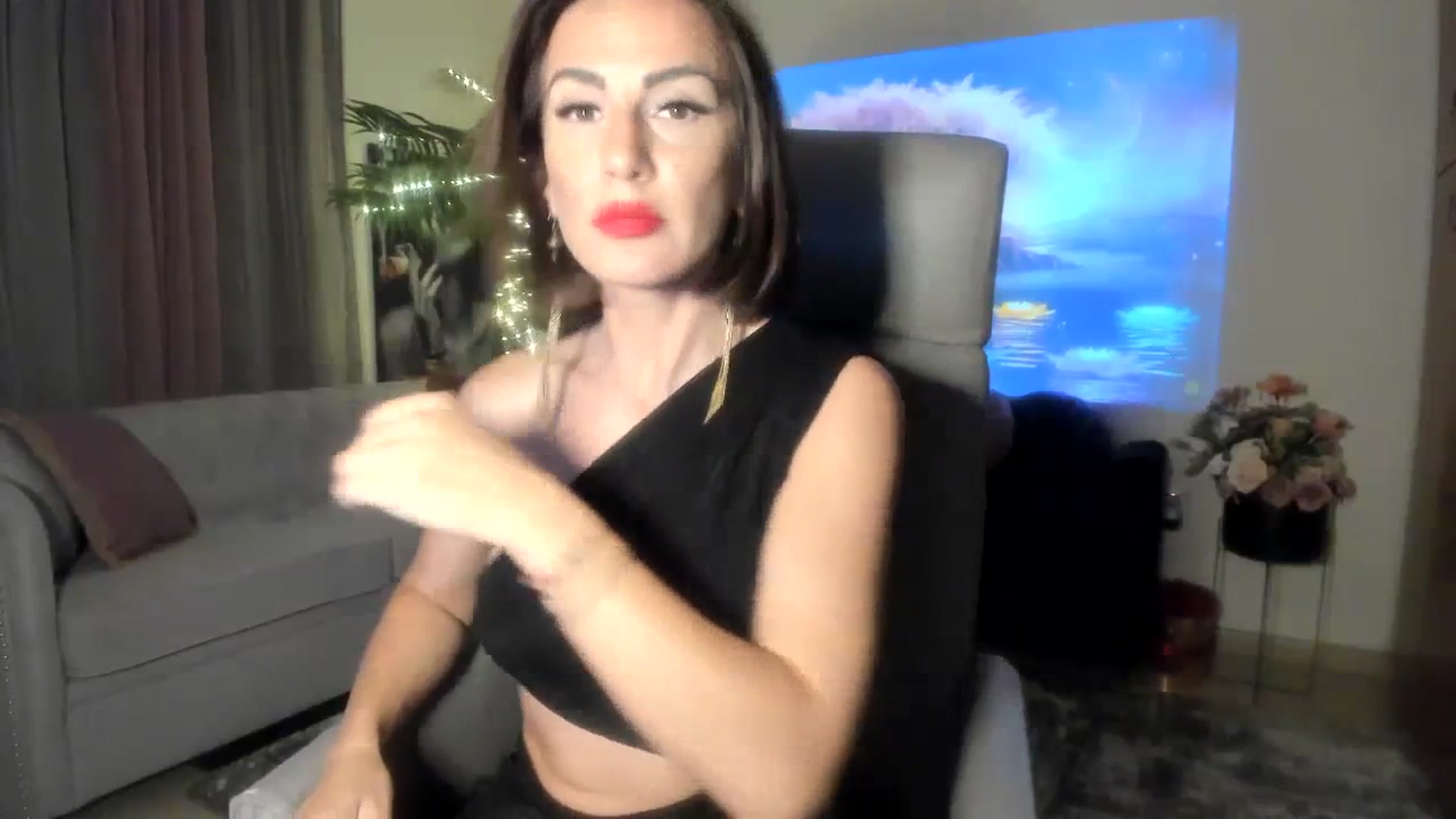 Gallery image thumbnail from AartBitchBday's myfreecams stream on, 07/02/2023, 24:08 image 16 of 20
