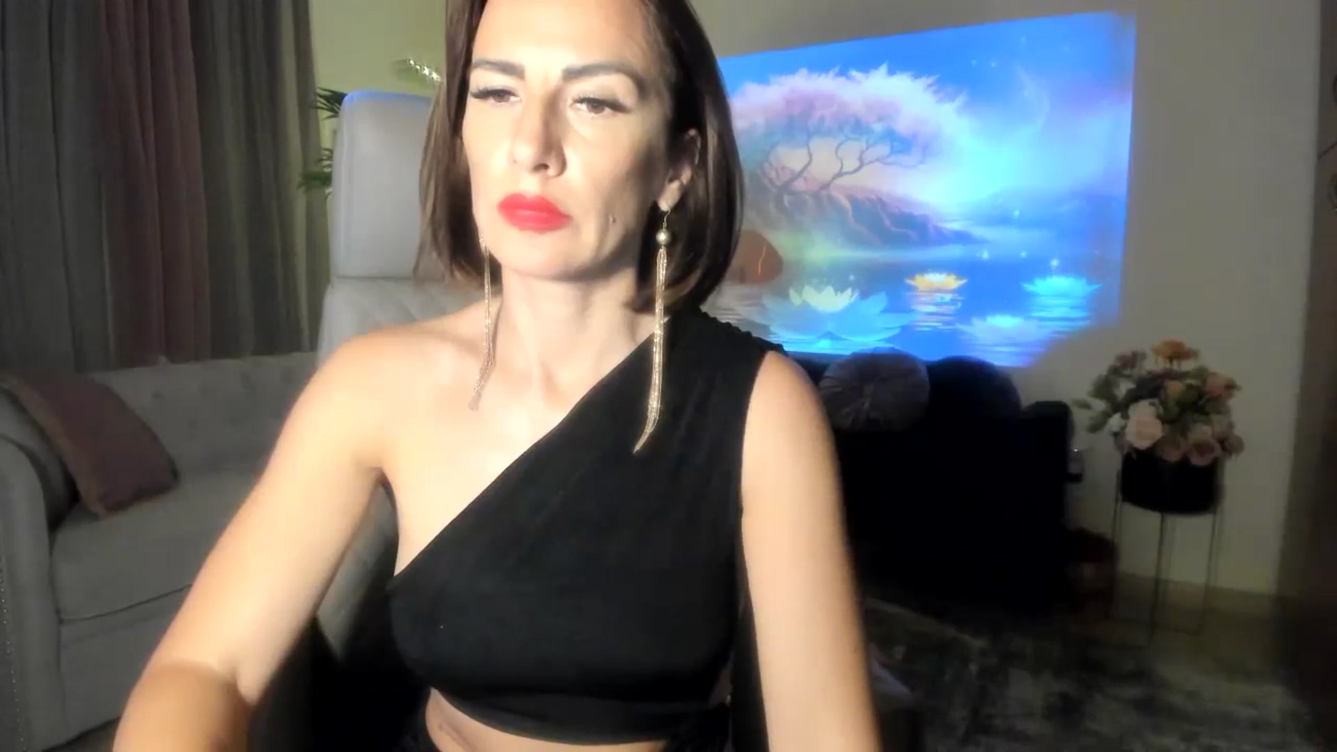 Gallery image thumbnail from AartBitchBday's myfreecams stream on, 07/02/2023, 03:10 image 5 of 20