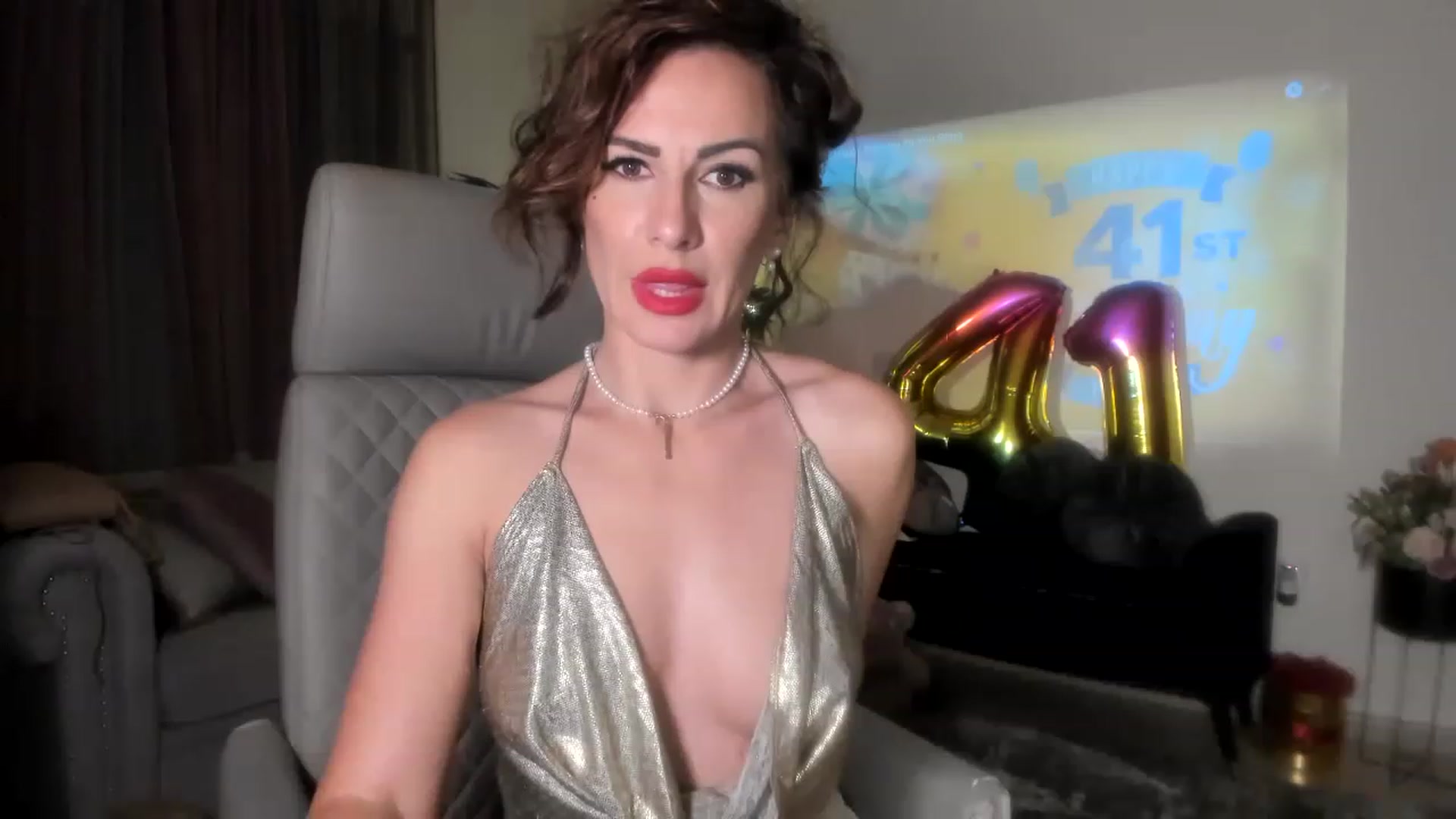 Gallery image thumbnail from AartBitchBday's myfreecams stream on, 07/29/2023, 23:26 image 16 of 20