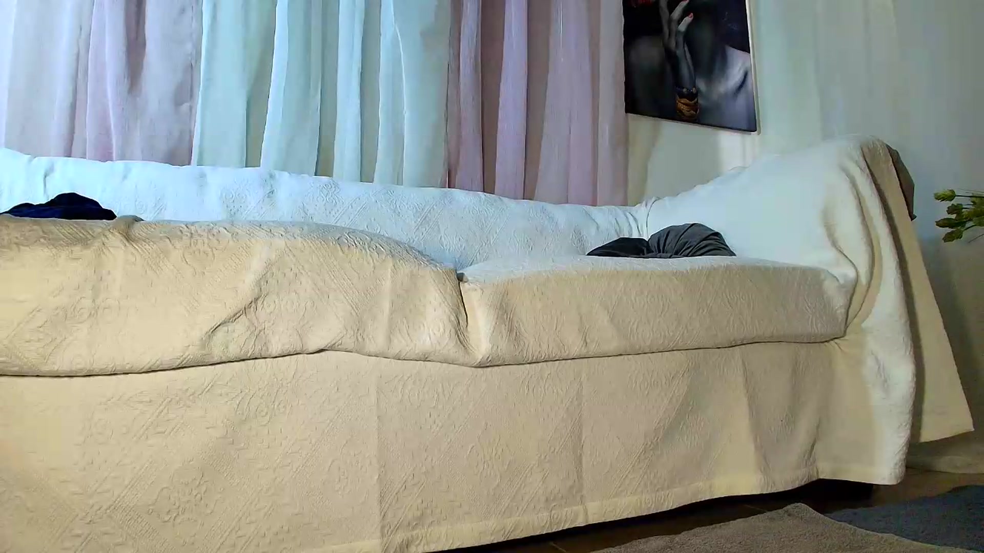 Gallery image thumbnail from AarteS_Bday's myfreecams stream on, 08/01/2026, 05:51 image 17 of 20
