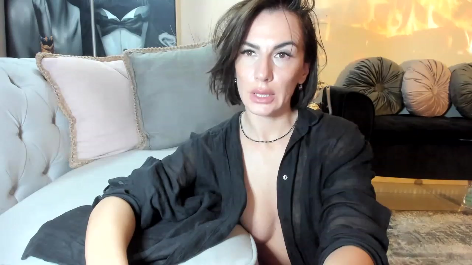 Gallery image thumbnail from Aarte_miss's myfreecams stream on, 11/23/2022, 03:42 image 17 of 20
