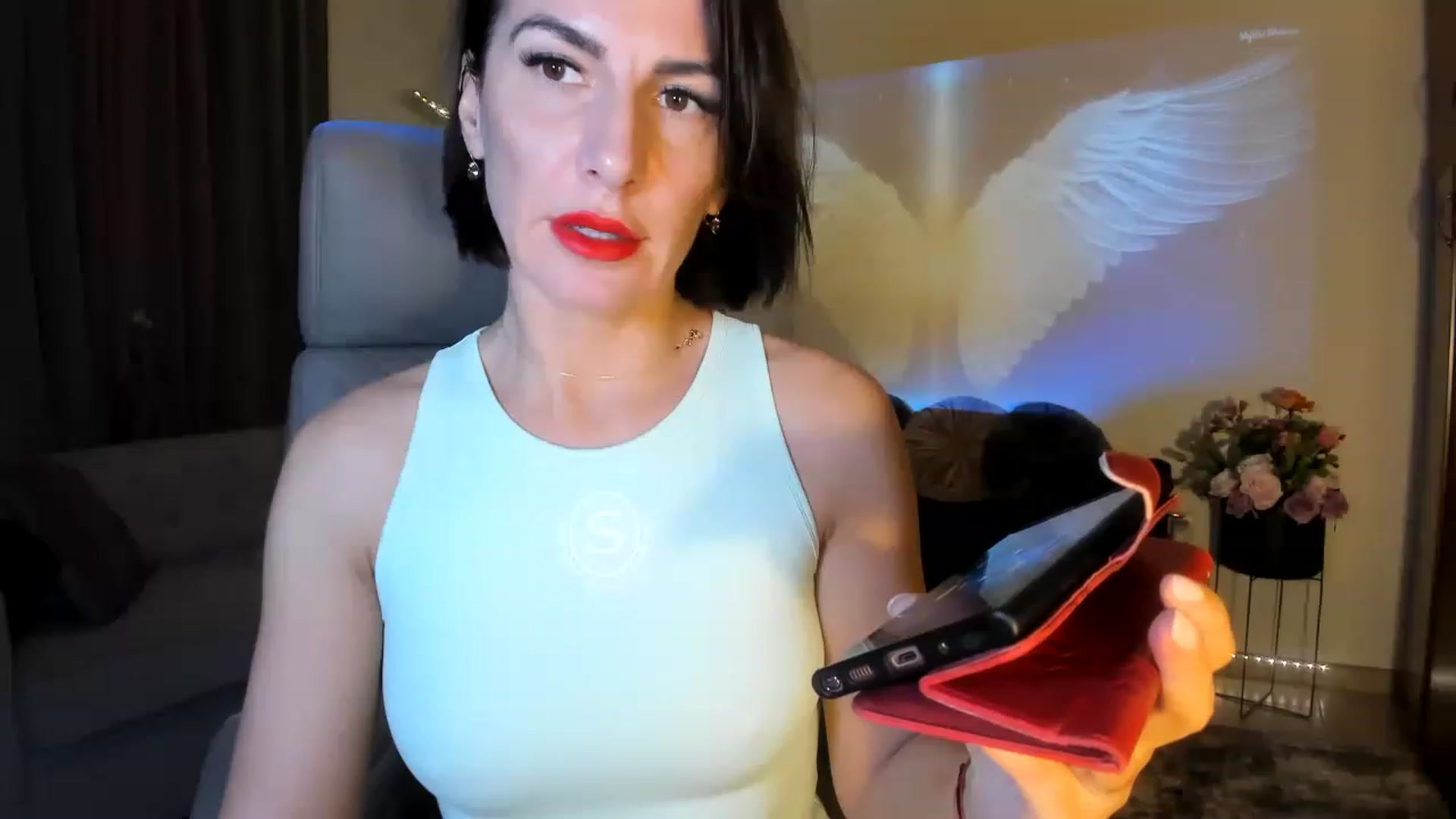 Gallery image thumbnail from Aarte_miss's myfreecams stream on, 12/03/2022, 02:57 image 13 of 20