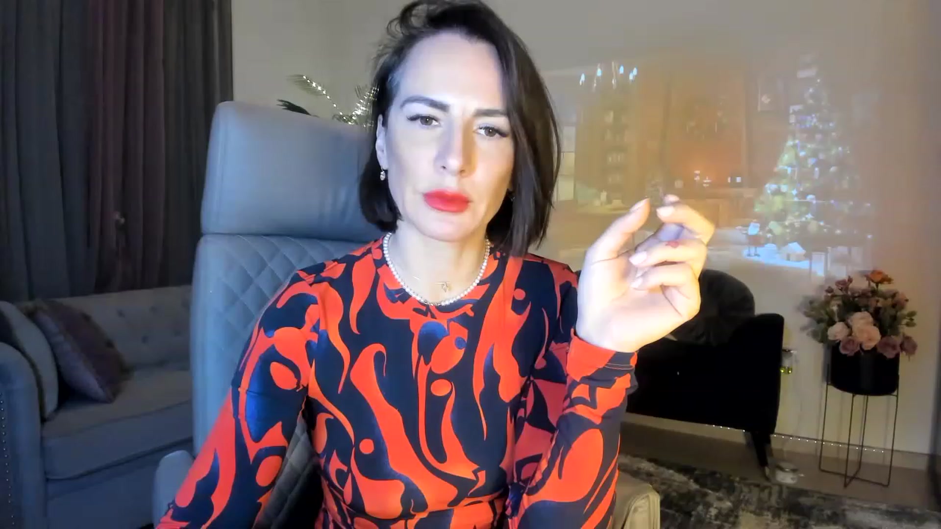 Gallery image thumbnail from Aarte_miss's myfreecams stream on, 12/11/2022, 24:41 image 11 of 20