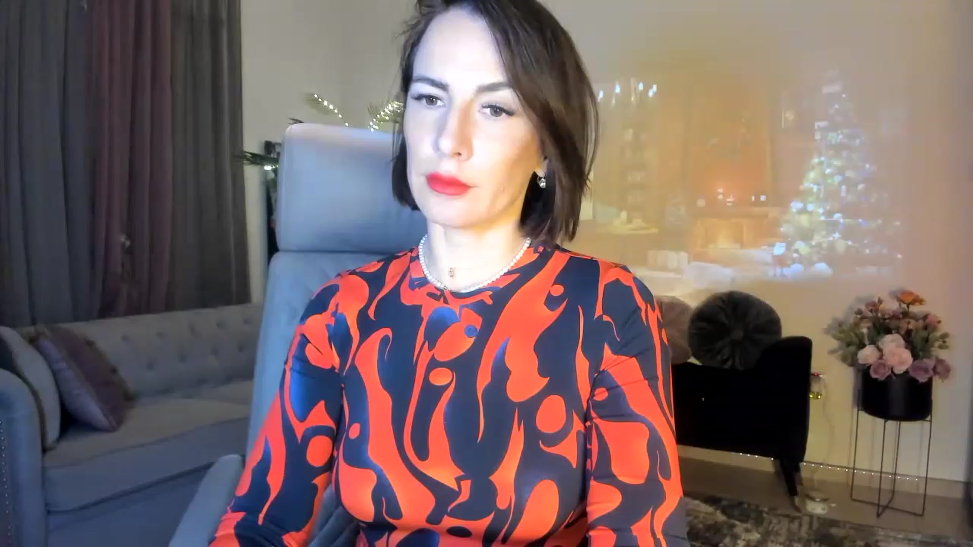 Gallery image thumbnail from Aarte_miss's myfreecams stream on, 12/11/2022, 24:41 image 12 of 20