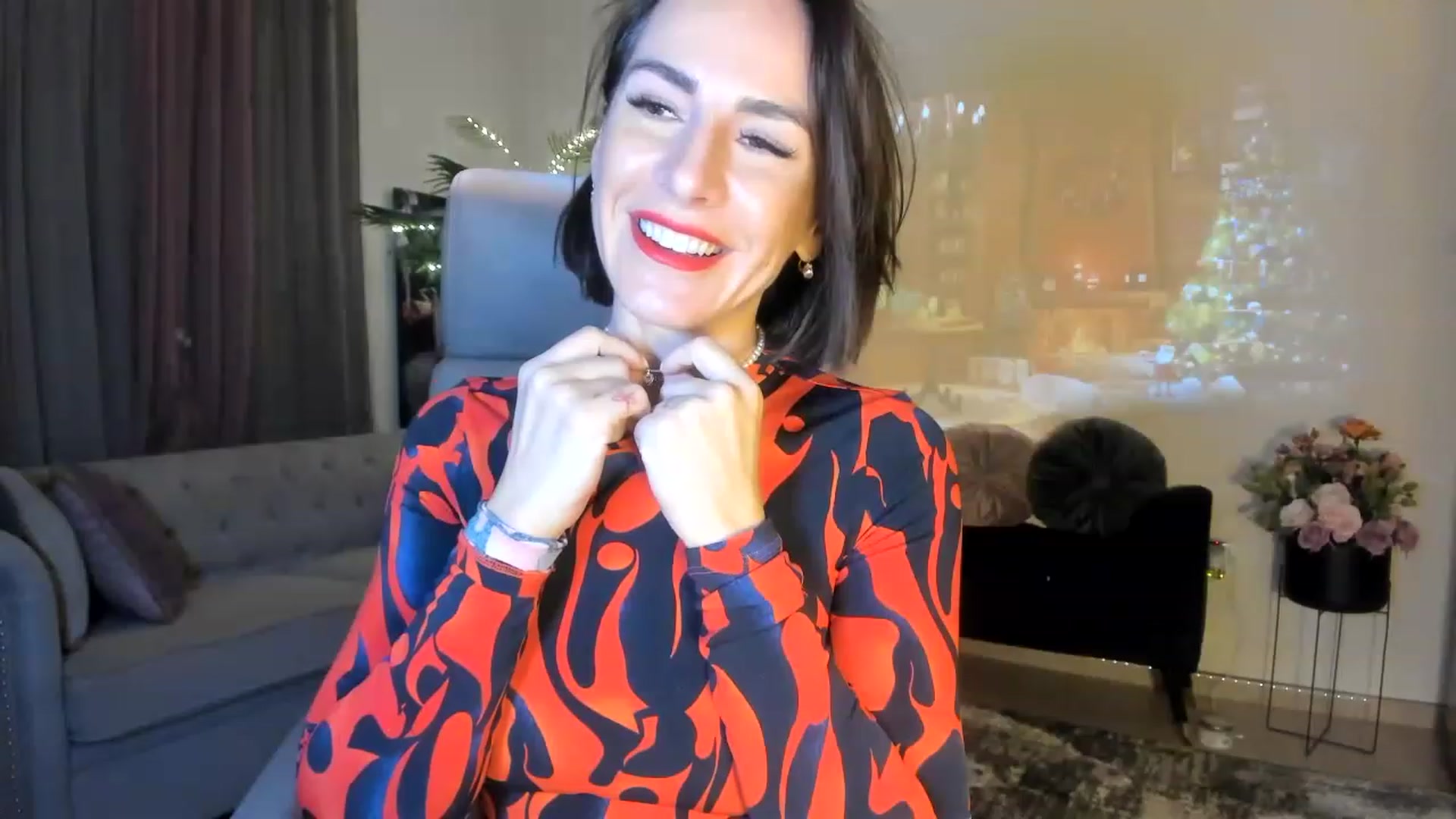 Gallery image thumbnail from Aarte_miss's myfreecams stream on, 12/11/2022, 24:41 image 10 of 20