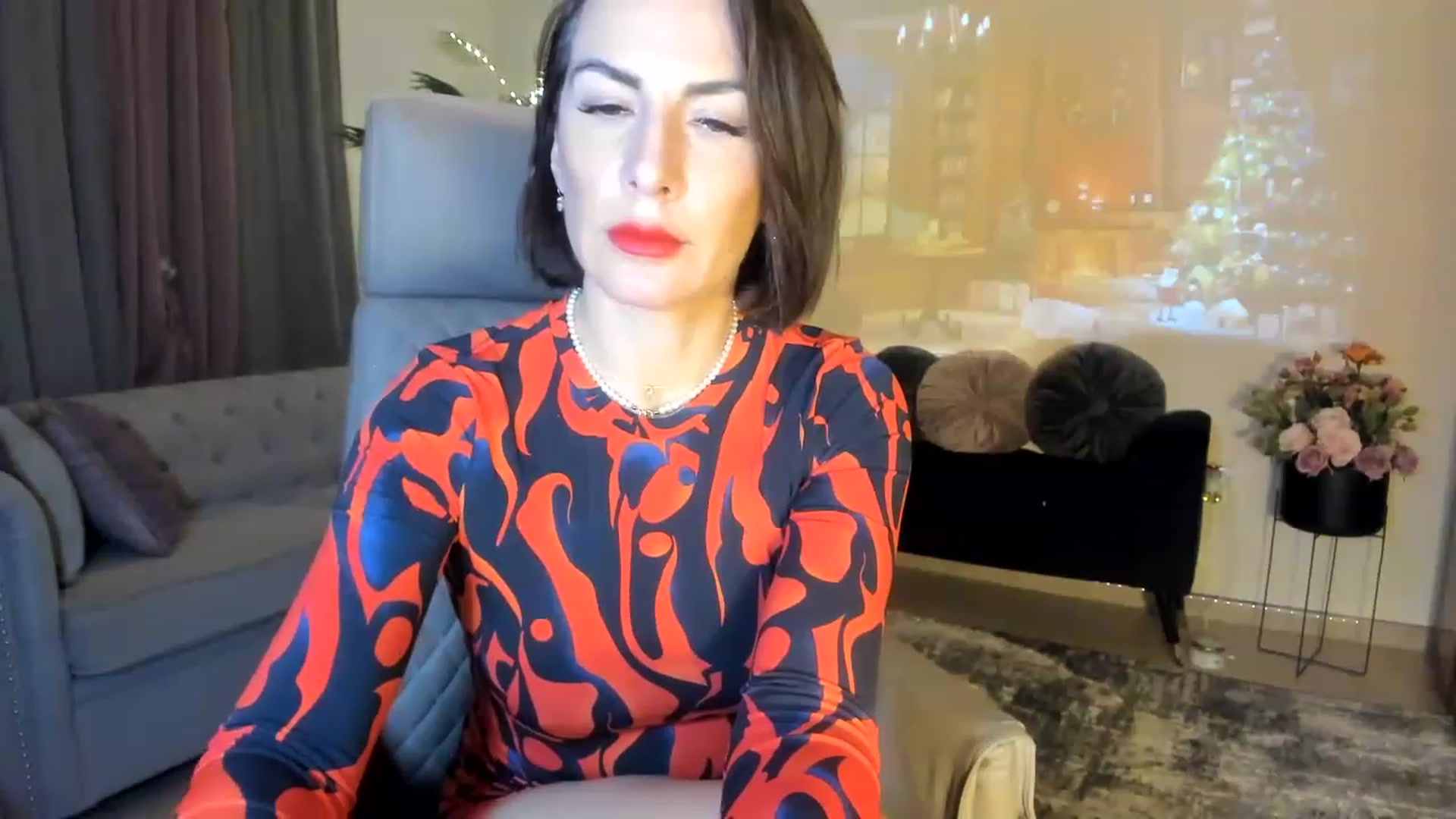 Gallery image thumbnail from Aarte_miss's myfreecams stream on, 12/11/2022, 24:41 image 16 of 20