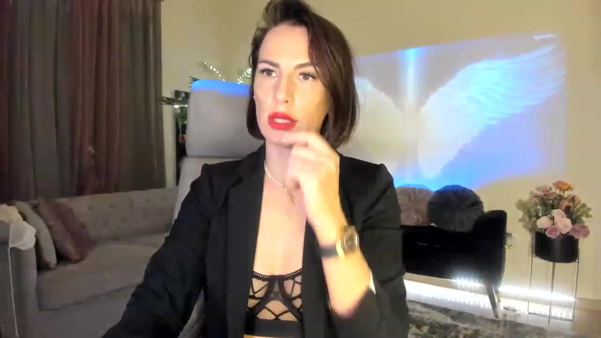 Gallery image thumbnail from Aarte_miss's myfreecams stream on, 12/11/2022, 22:25 image 6 of 20