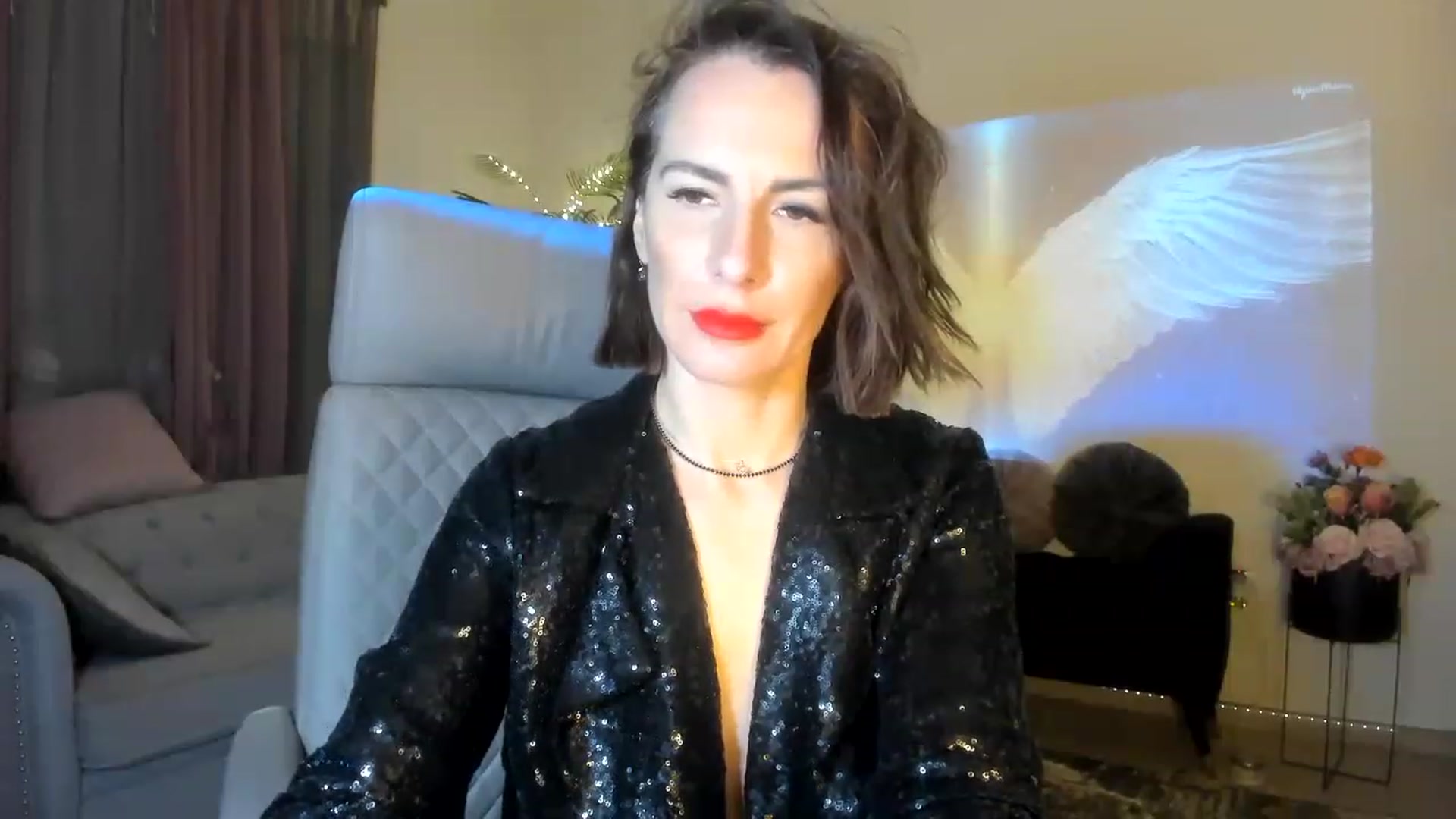Gallery image thumbnail from Aarte_miss's myfreecams stream on, 12/18/2022, 02:59 image 9 of 20