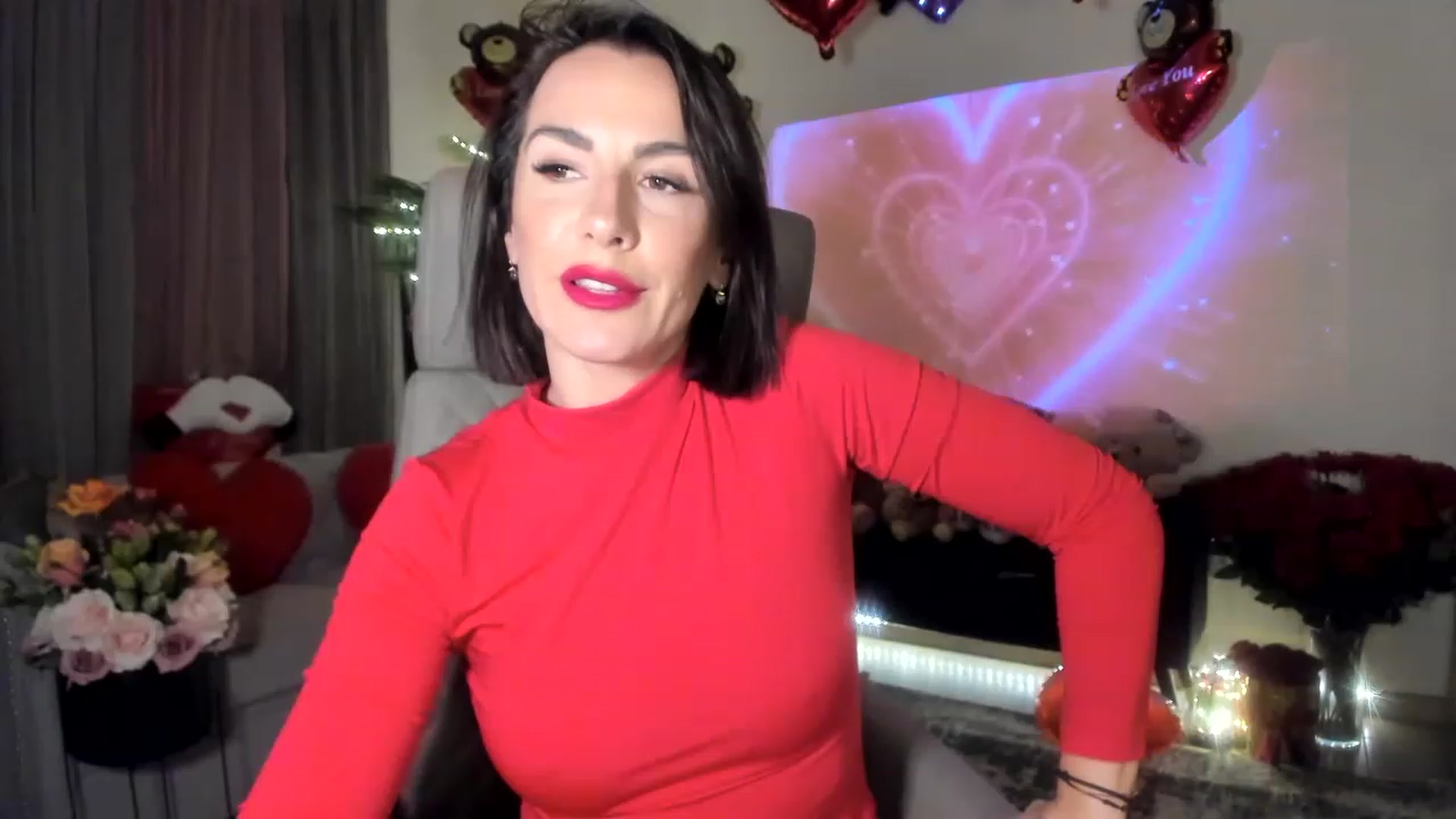 Gallery image thumbnail from Aarte_miss's myfreecams stream on, 02/02/2023, 24:47 image 4 of 20