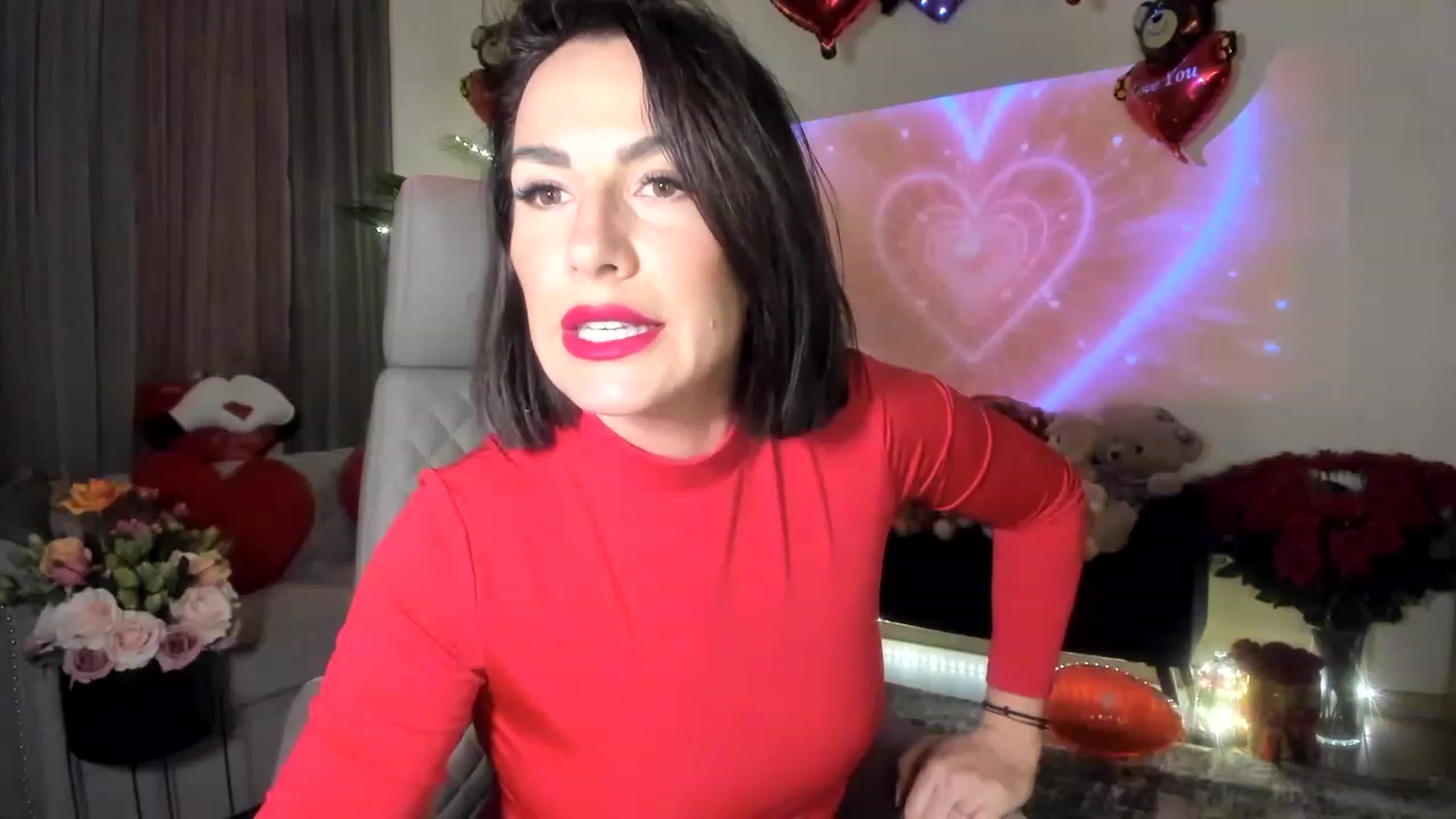 Gallery image thumbnail from Aarte_miss's myfreecams stream on, 02/02/2023, 24:47 image 2 of 20