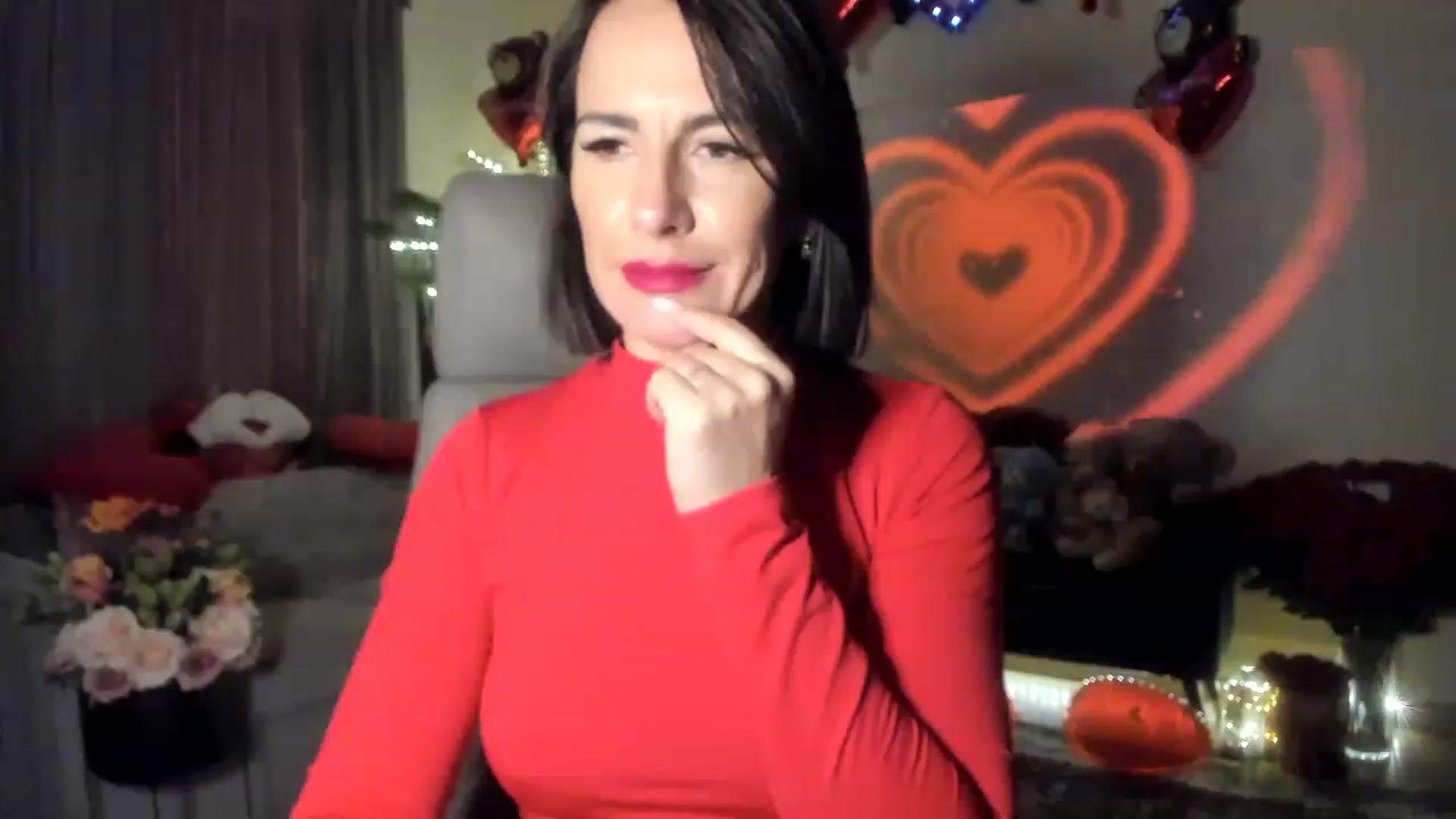 Gallery image thumbnail from Aarte_miss's myfreecams stream on, 02/02/2023, 03:10 image 7 of 20