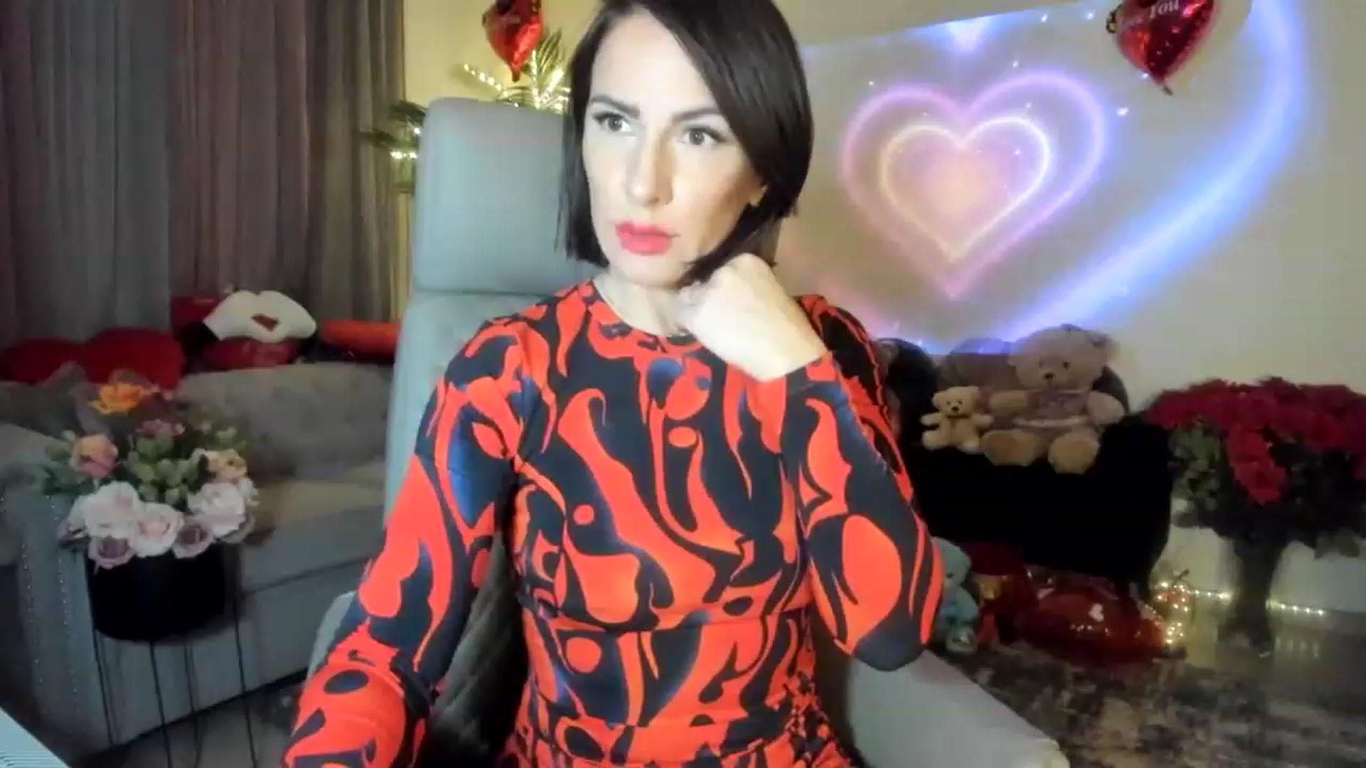 Gallery image thumbnail from Aarte_miss's myfreecams stream on, 02/04/2023, 23:08 image 12 of 20