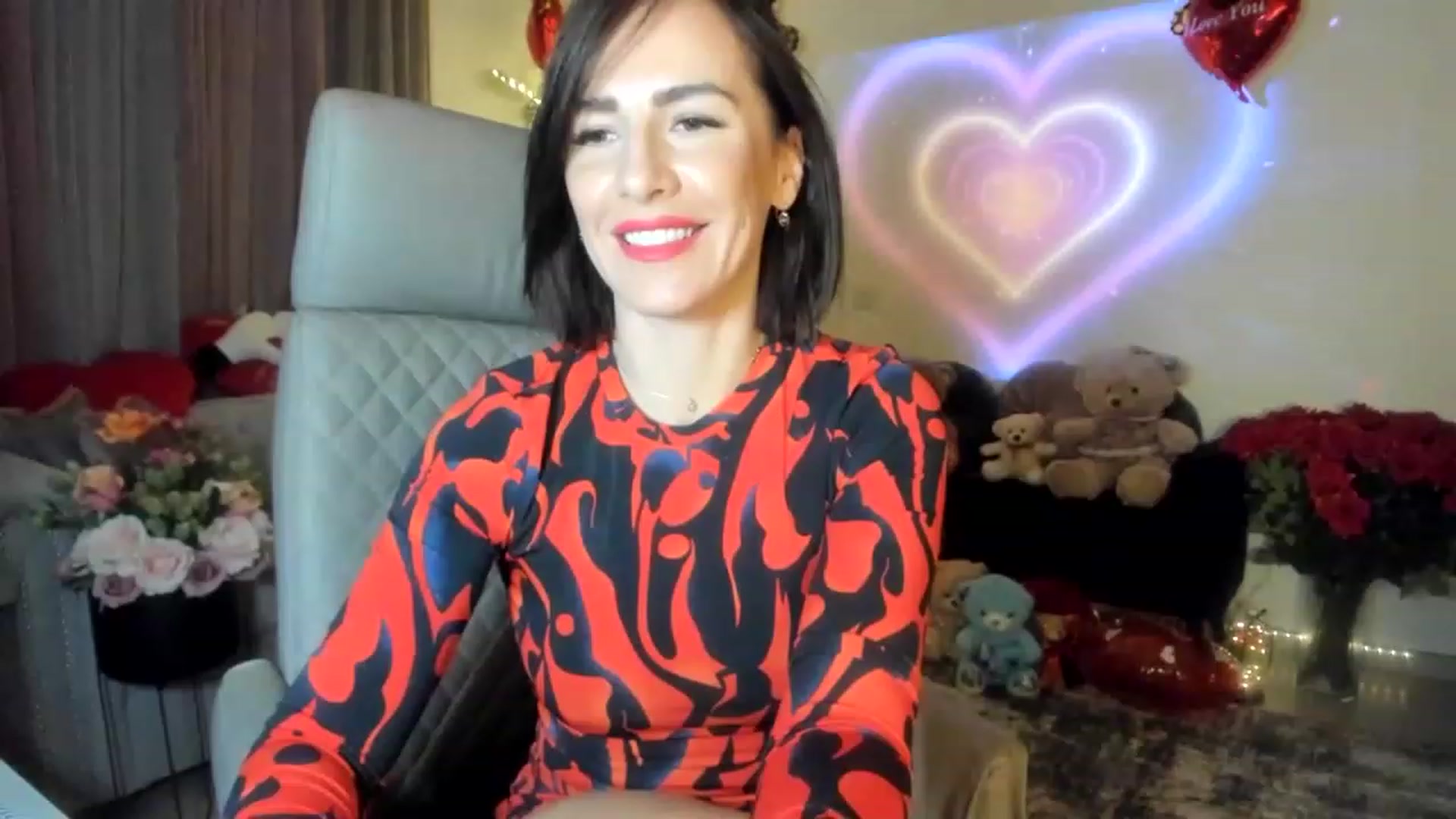 Gallery image thumbnail from Aarte_miss's myfreecams stream on, 02/04/2023, 23:08 image 9 of 20