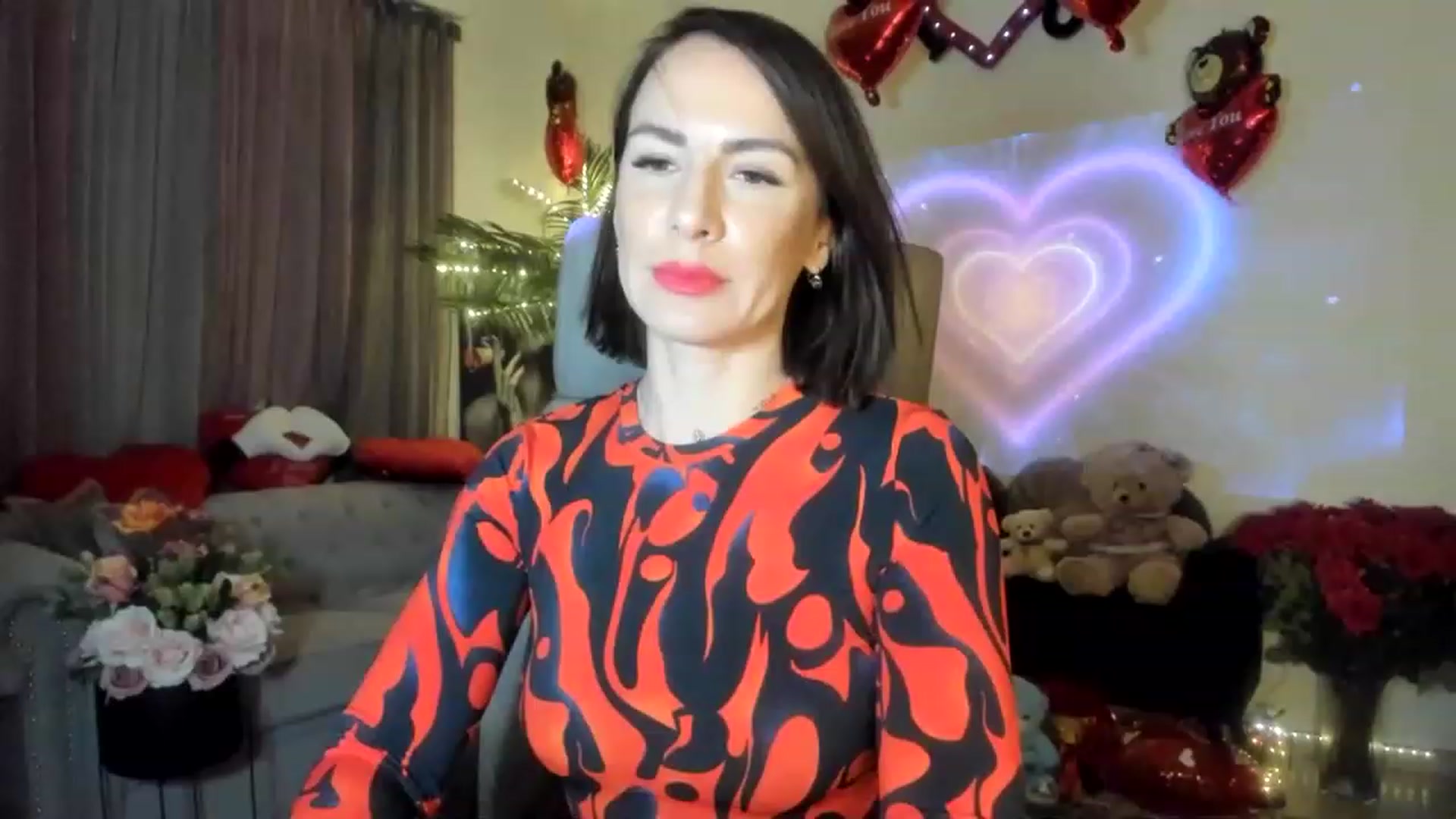Gallery image thumbnail from Aarte_miss's myfreecams stream on, 02/04/2023, 23:08 image 15 of 20