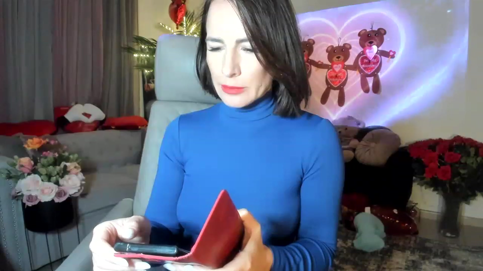 Gallery image thumbnail from Aarte_miss's myfreecams stream on, 02/12/2023, 18:17 image 20 of 20