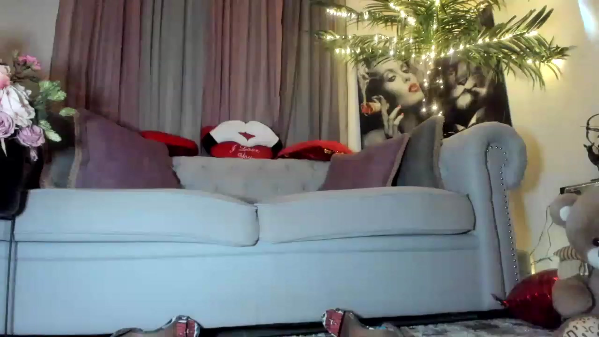 Gallery image thumbnail from Aarte_miss's myfreecams stream on, 02/12/2023, 20:26 image 12 of 20