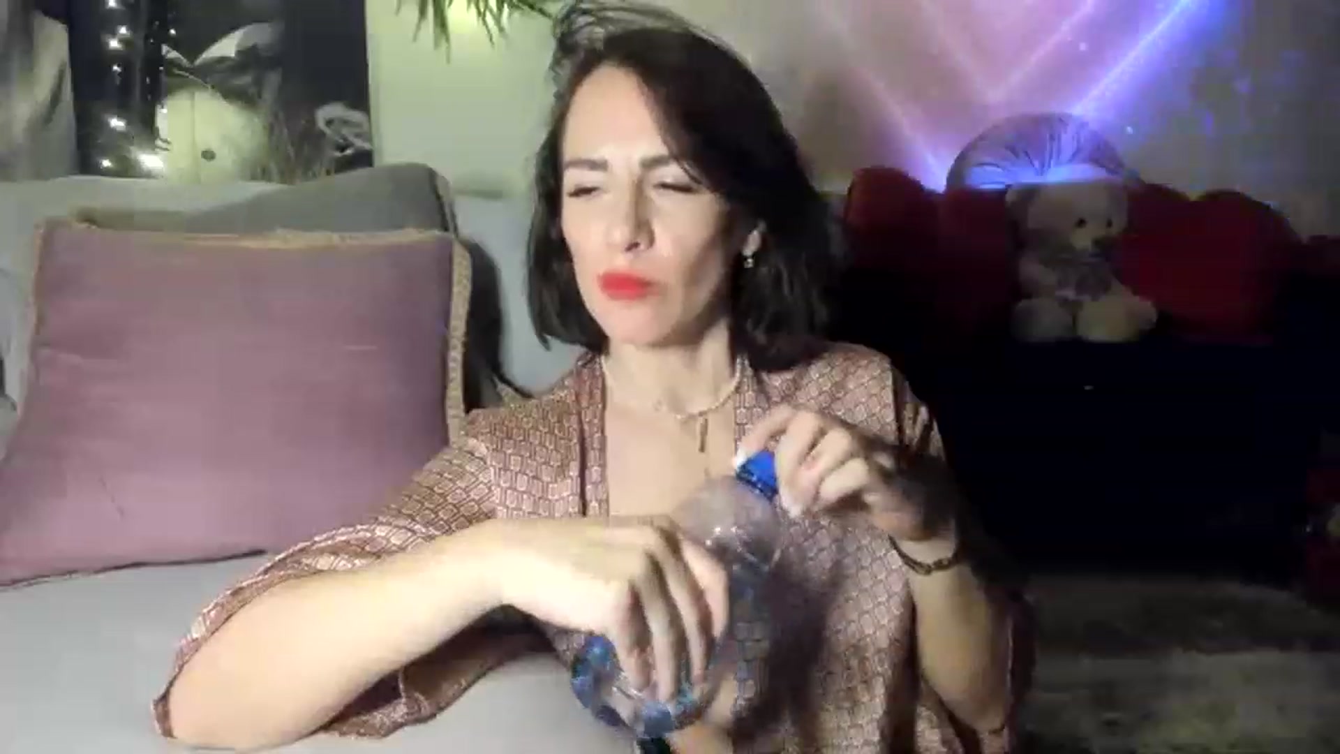 Gallery image thumbnail from Aarte_miss's myfreecams stream on, 02/25/2023, 02:11 image 5 of 20