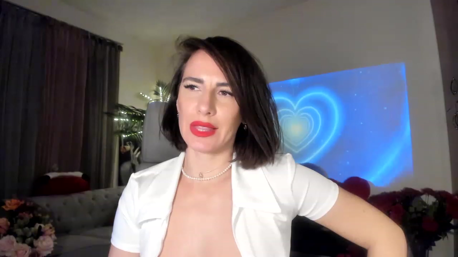 Gallery image thumbnail from Aarte_miss's myfreecams stream on, 02/25/2023, 23:58 image 6 of 20