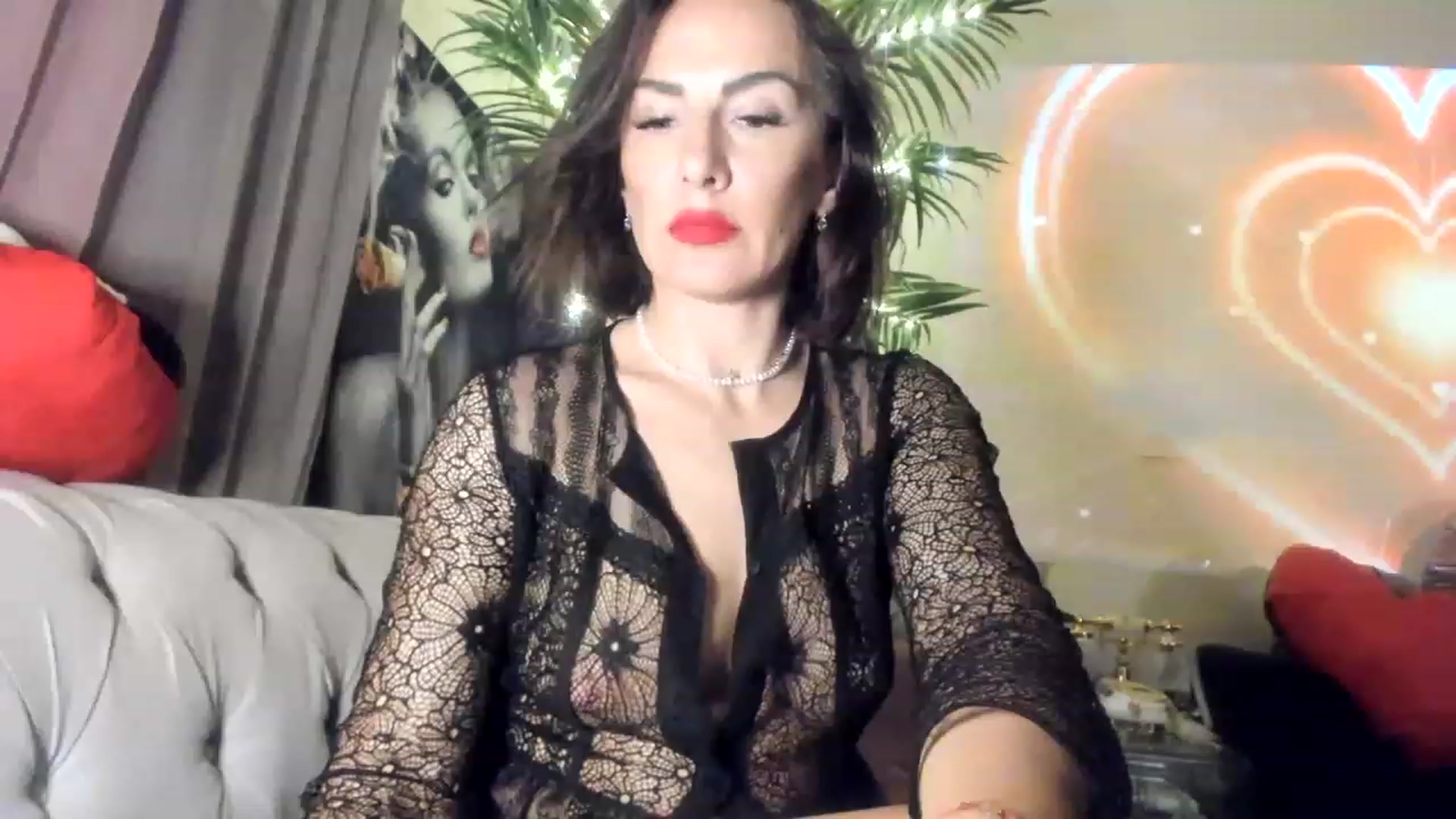 Gallery image thumbnail from Aarte_miss's myfreecams stream on, 02/26/2023, 20:54 image 8 of 20