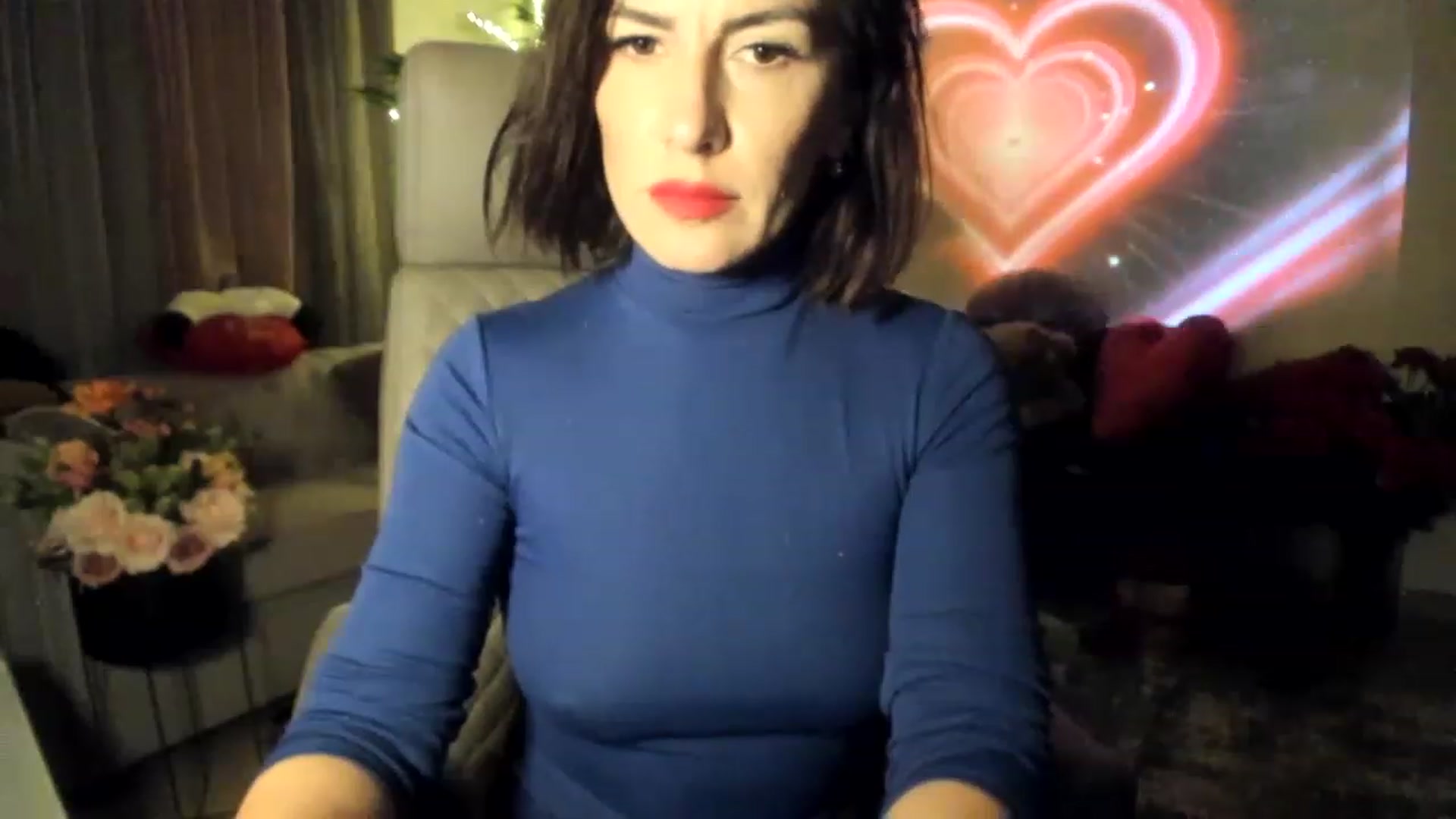 Gallery image thumbnail from Aarte_miss's myfreecams stream on, 02/28/2023, 03:00 image 16 of 20