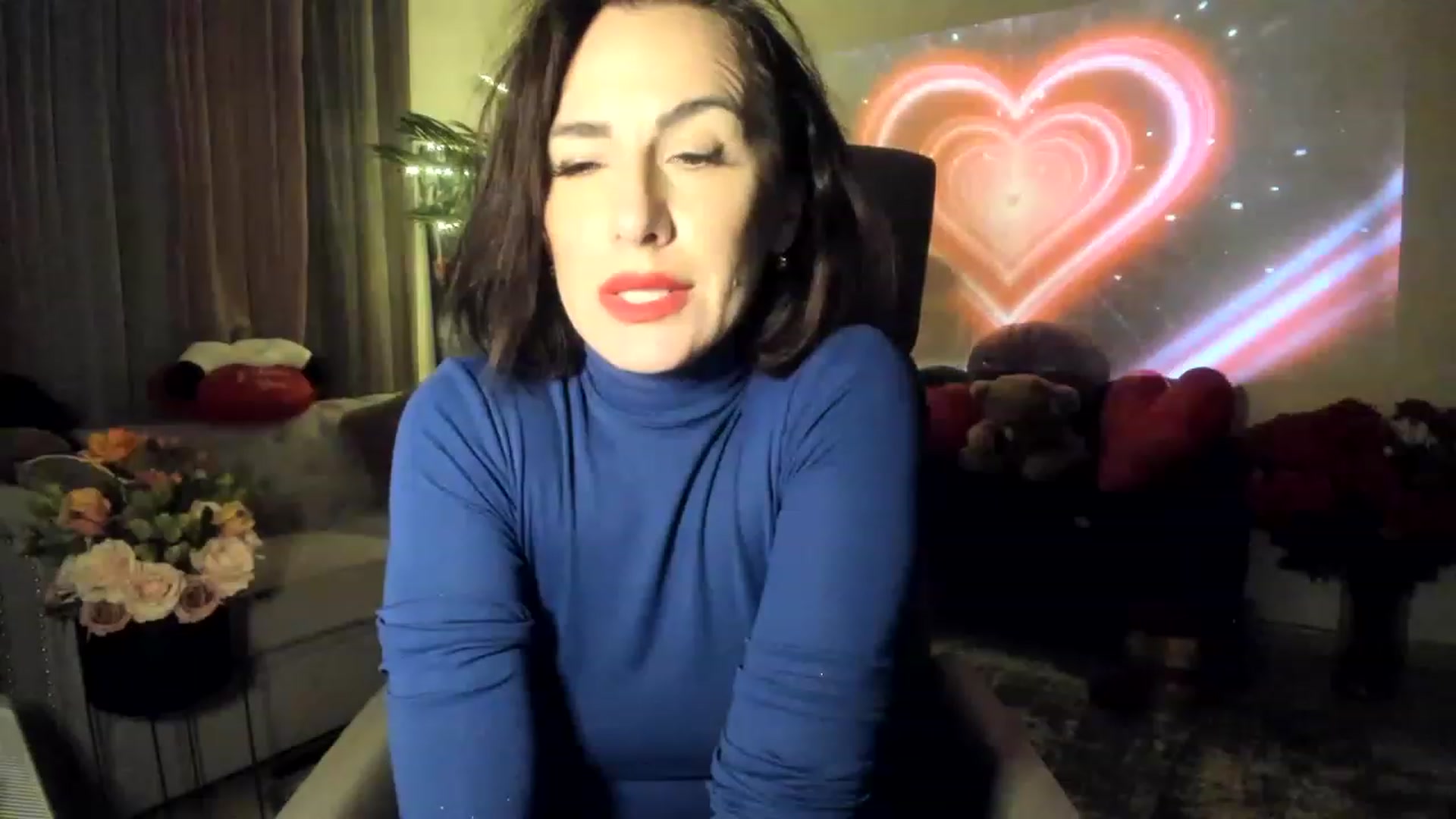 Gallery image thumbnail from Aarte_miss's myfreecams stream on, 02/28/2023, 03:00 image 1 of 20