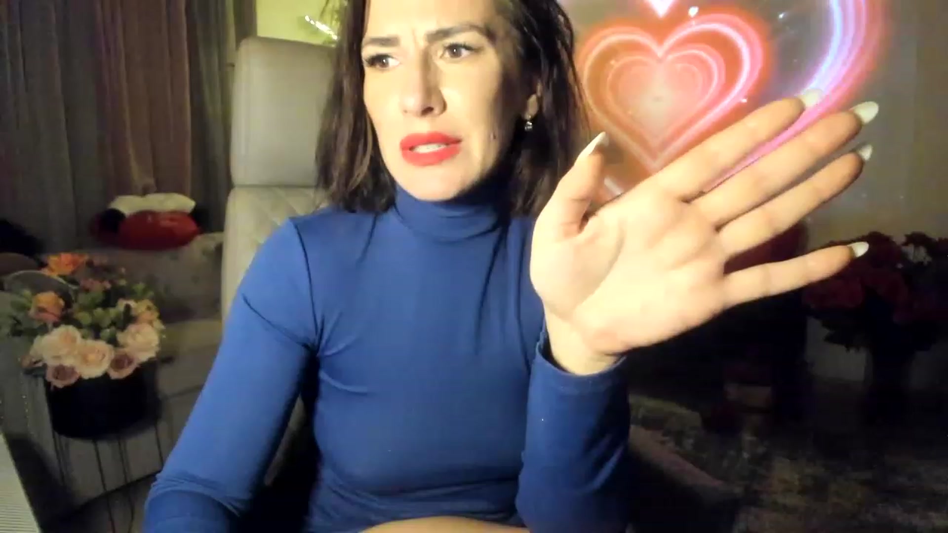 Gallery image thumbnail from Aarte_miss's myfreecams stream on, 02/28/2023, 03:00 image 14 of 20