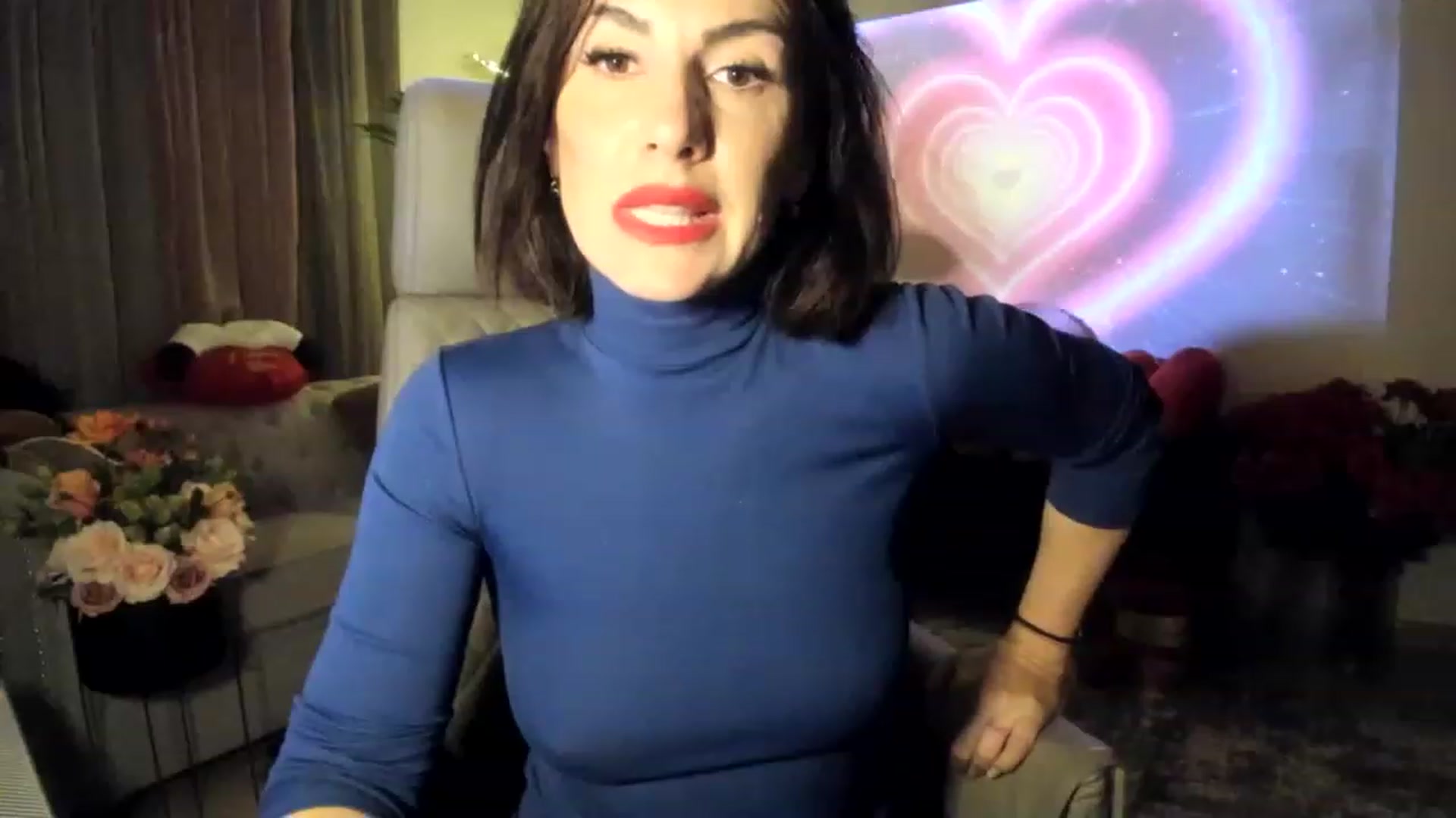 Gallery image thumbnail from Aarte_miss's myfreecams stream on, 02/28/2023, 04:01 image 3 of 20