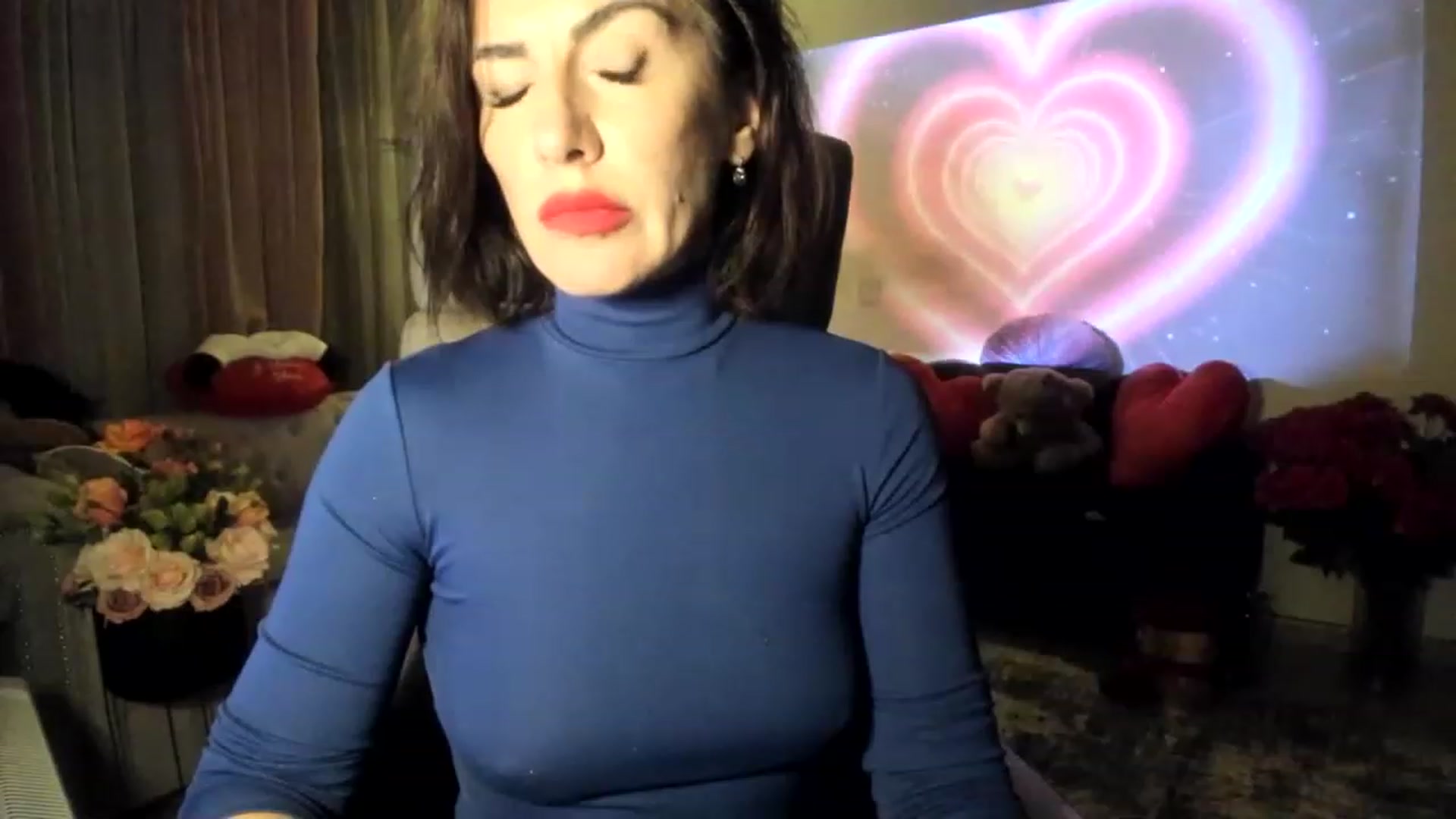 Gallery image thumbnail from Aarte_miss's myfreecams stream on, 02/28/2023, 04:01 image 12 of 20