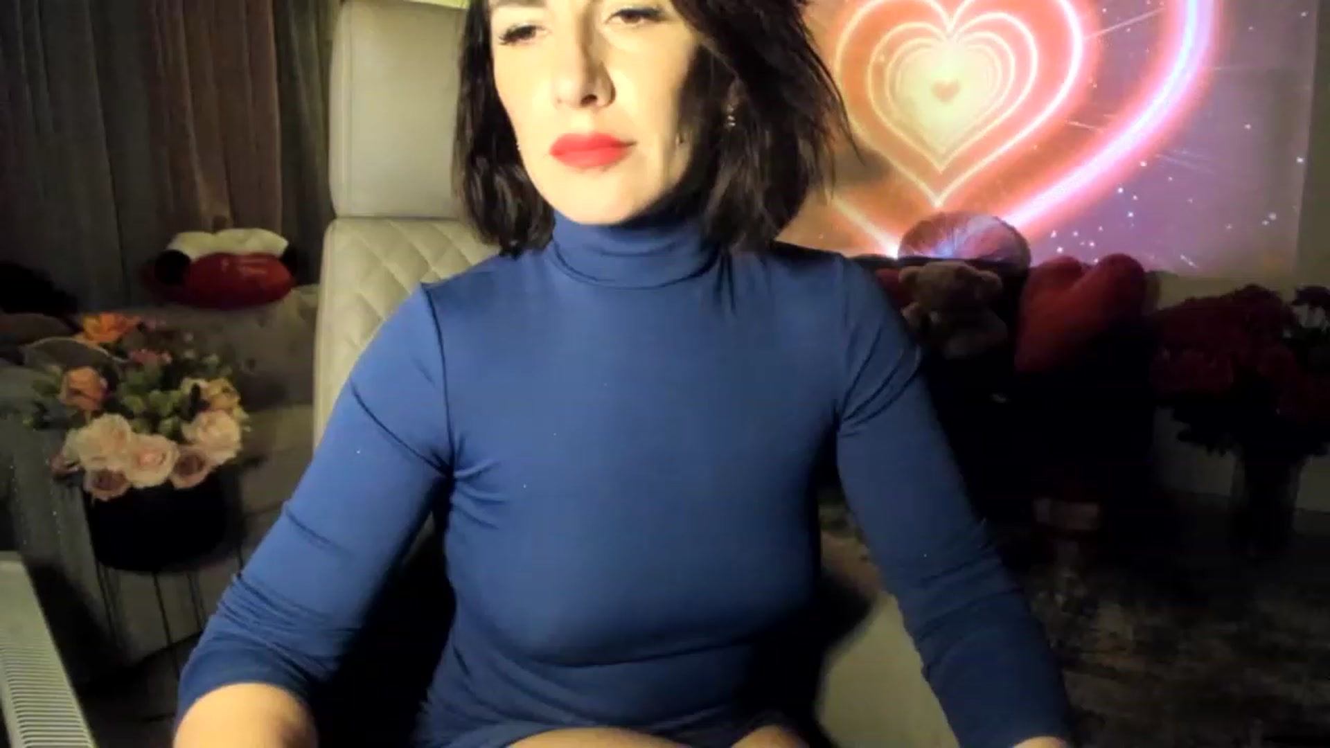 Gallery image thumbnail from Aarte_miss's myfreecams stream on, 02/28/2023, 04:01 image 17 of 20