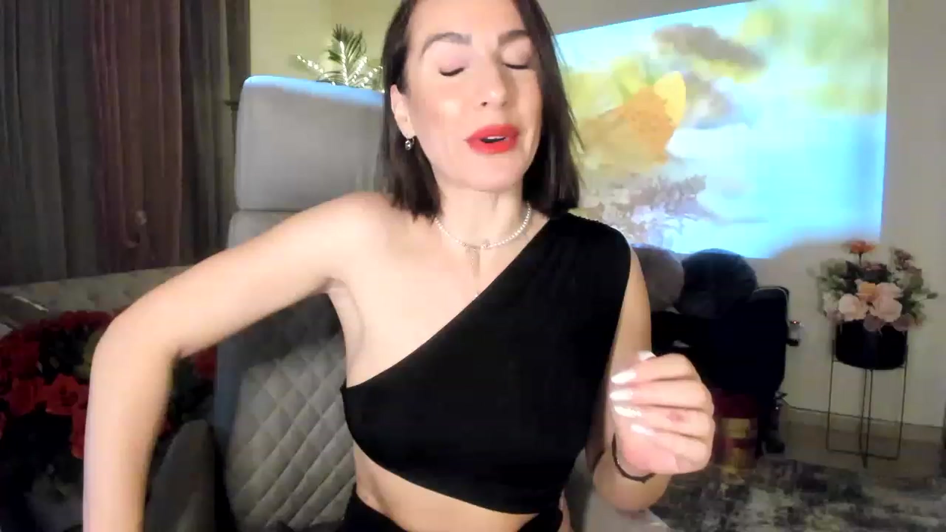 Gallery image thumbnail from Aarte_miss's myfreecams stream on, 03/02/2023, 24:26 image 8 of 20