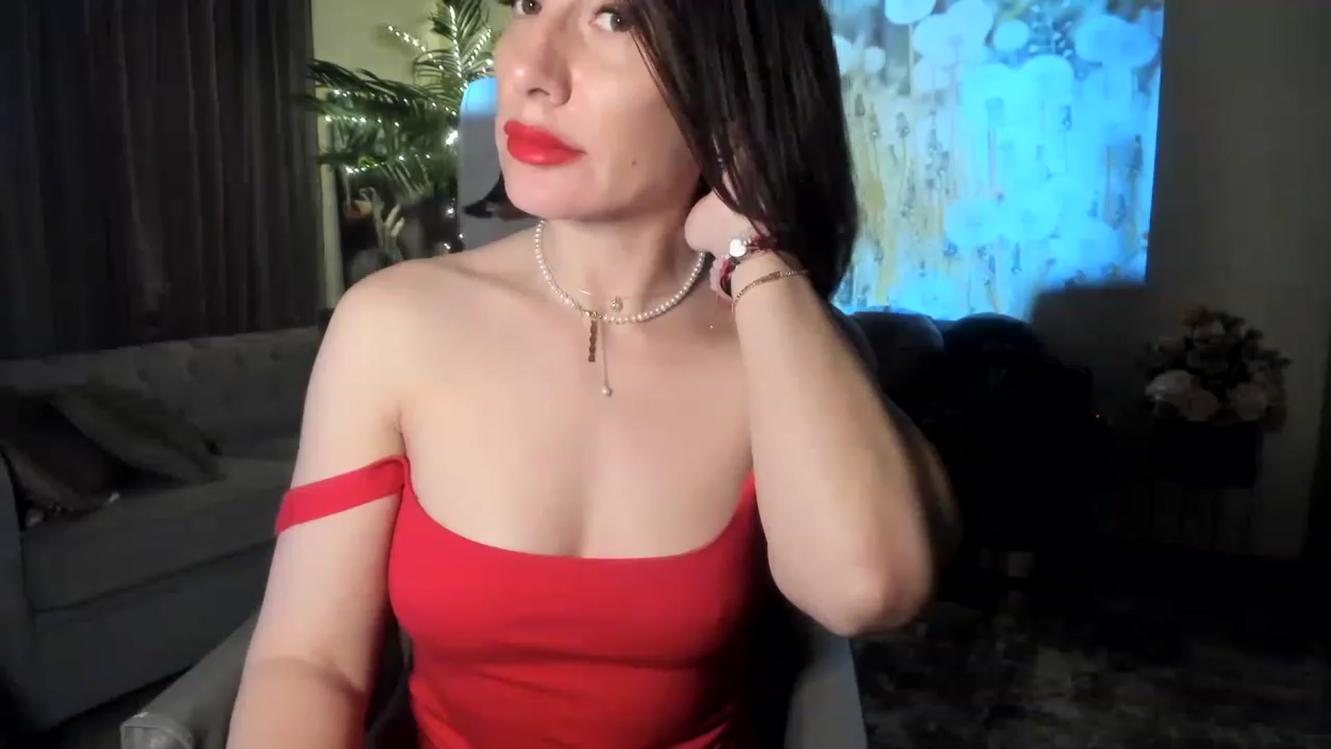 Gallery image thumbnail from Aarte_miss's myfreecams stream on, 03/09/2023, 24:28 image 16 of 20