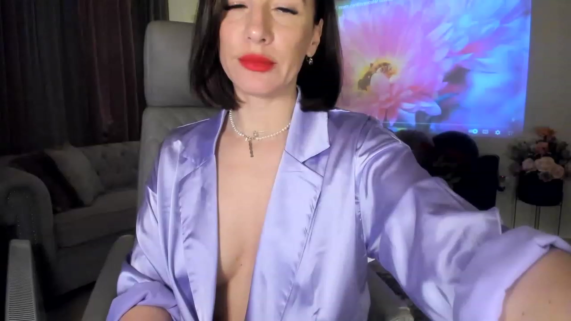 Gallery image thumbnail from Aarte_miss's myfreecams stream on, 03/11/2023, 02:31 image 9 of 20