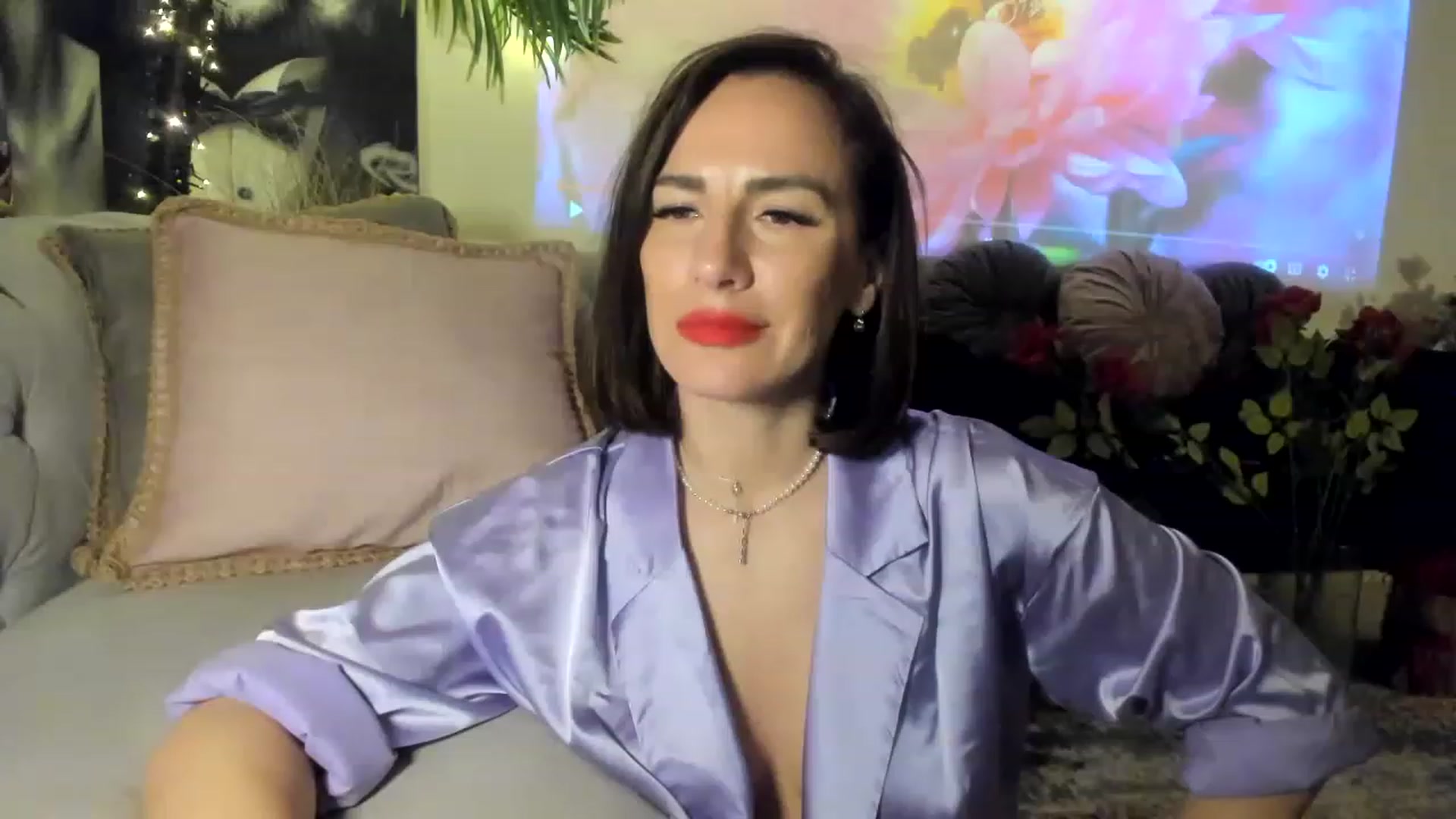 Gallery image thumbnail from Aarte_miss's myfreecams stream on, 03/11/2023, 03:43 image 3 of 20