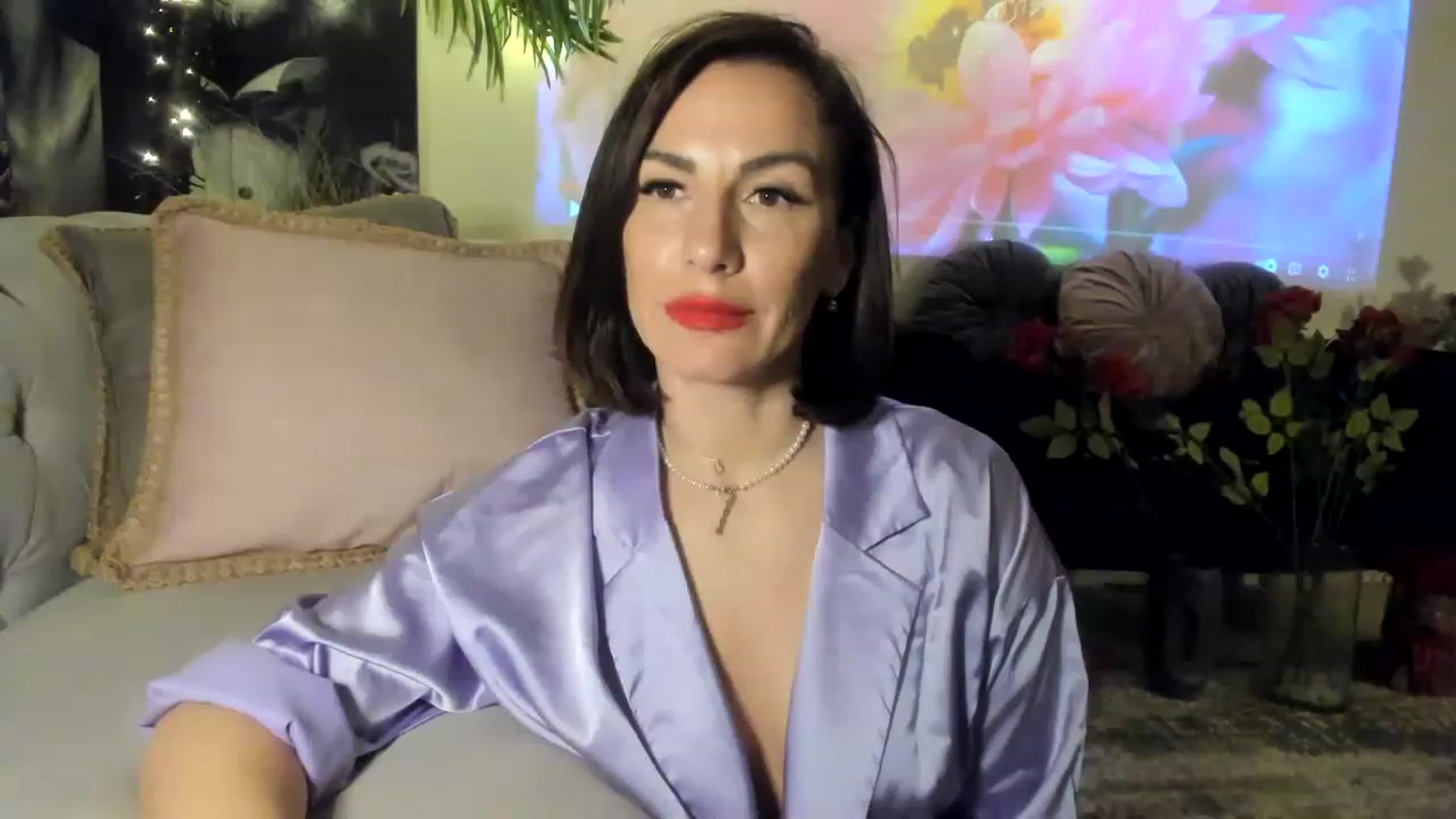 Gallery image thumbnail from Aarte_miss's myfreecams stream on, 03/11/2023, 03:43 image 1 of 20
